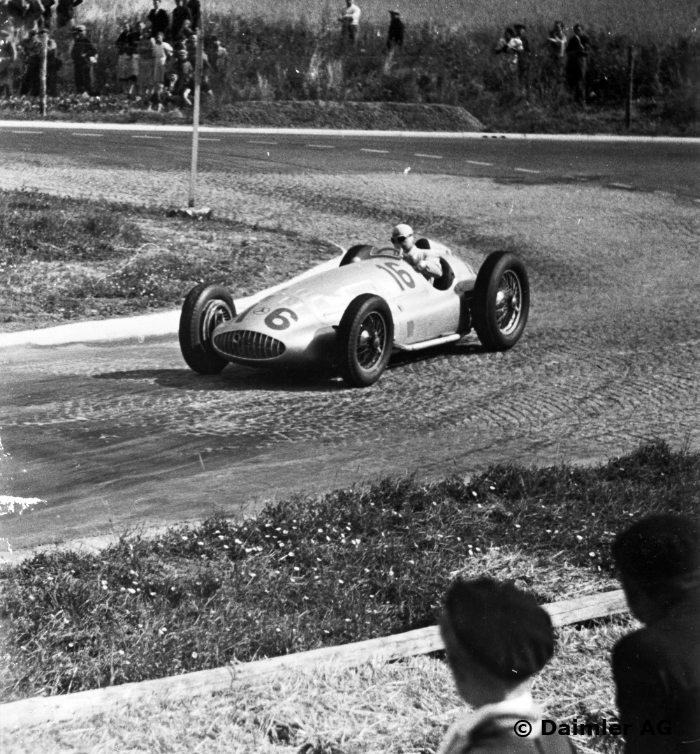 I 1939 var ikke lenger Caracciola så makeløs som han tidligere hadde vært, men hadde en fortsatt en sjanse til tittelen idet krigen startet. Foto: Daimler AG
