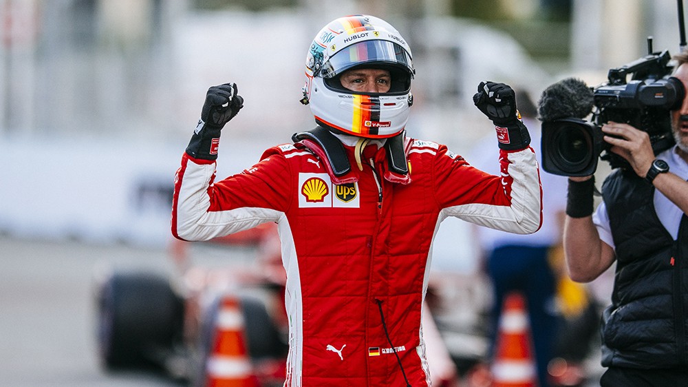 Det så lenge ut til at Vettel kunne bli verdensmester i 2018. Her har han akkurat tatt Pole Position i Azerbadsjan GP, og verden ser lys og bra ut.