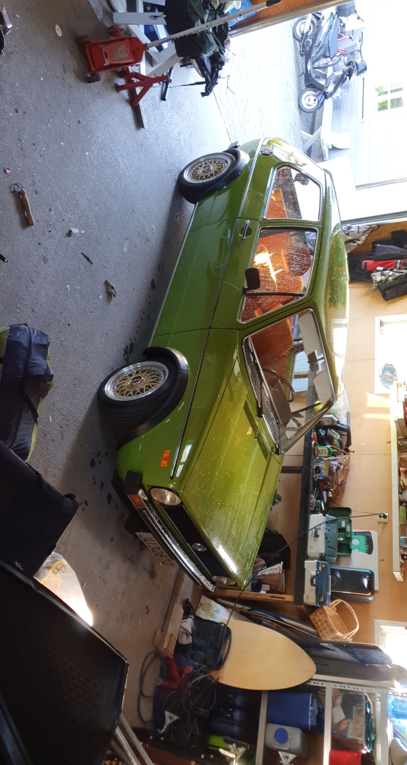 Oliver måtte bytte ut den gamle GTI-leppen da den subbet nedi.