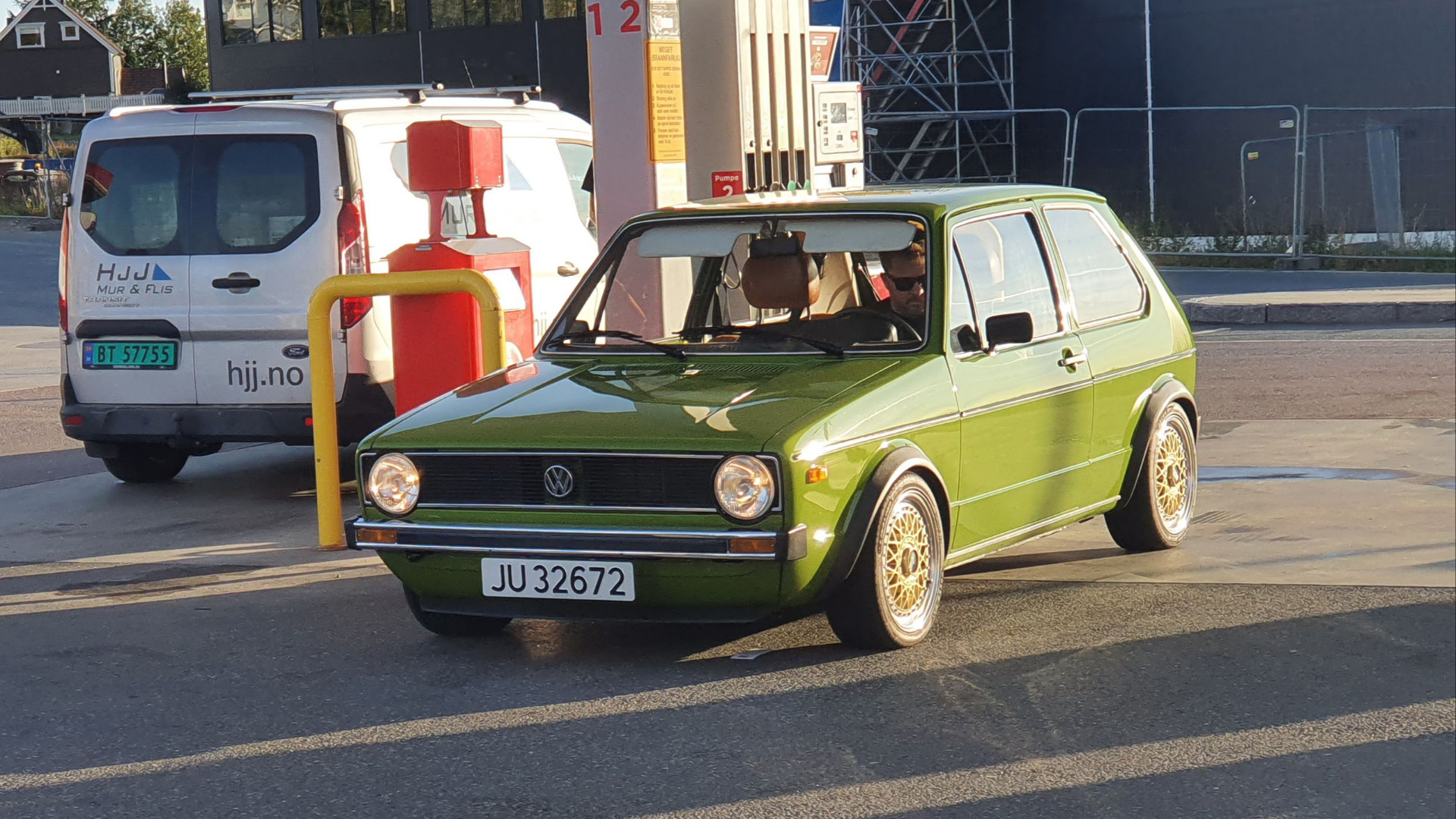 Et flott syn på den lokale beninstasjonen.