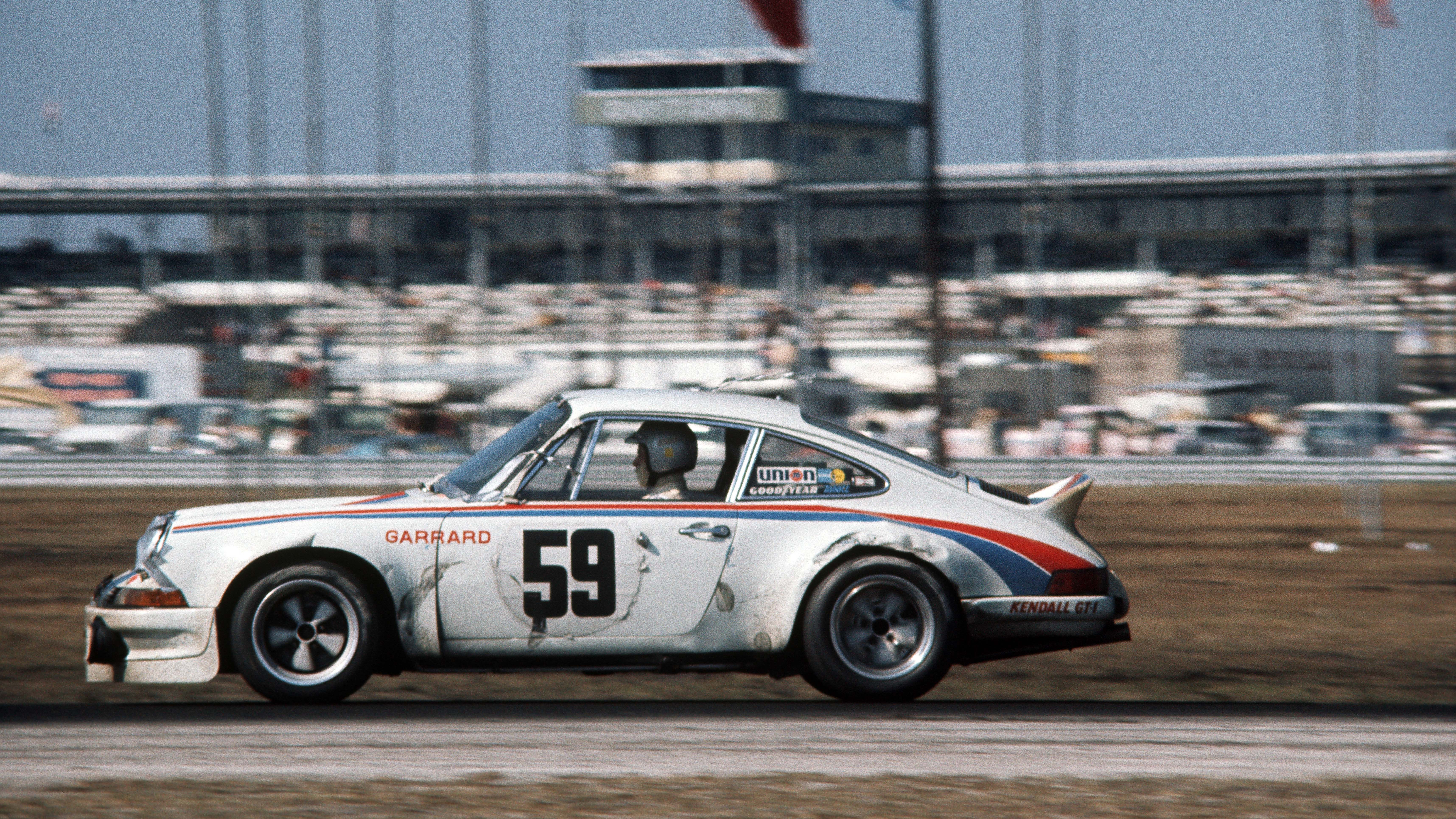 I 1973 tok Porsche en sensasjonell førsteplass sammenlagt i 24-timers løpet på Daytona med en 911 RSR kjørt av Peter Gregg og Hurley Haywood.