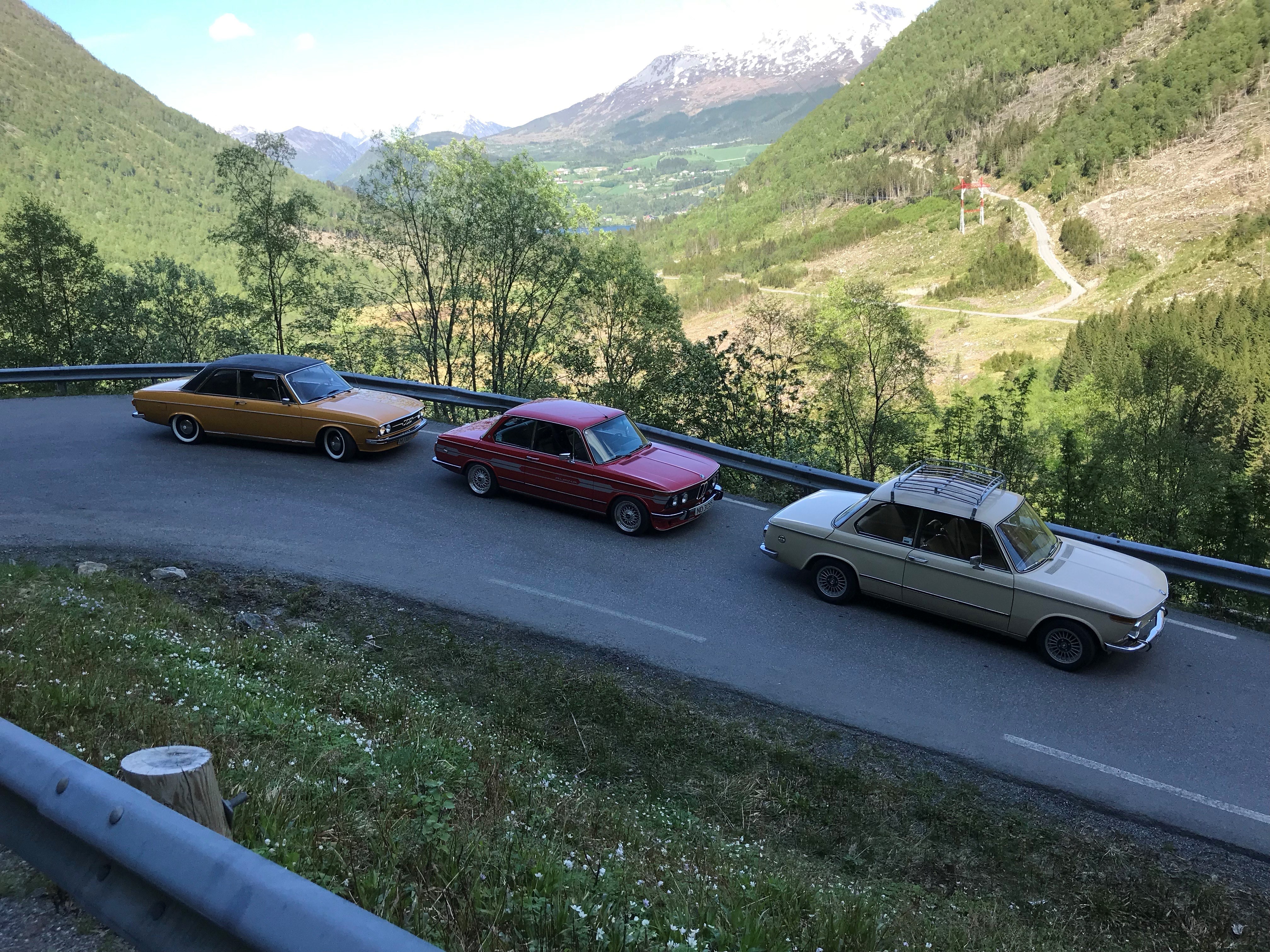 Guttetur med gamle biler!