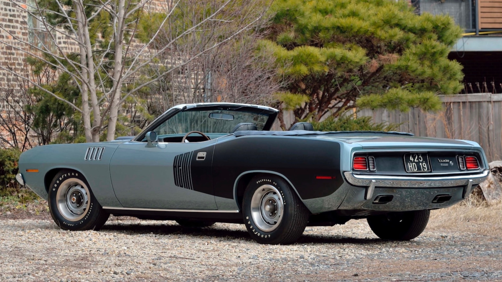 1971 Plymouth Cuda cab er herlig!