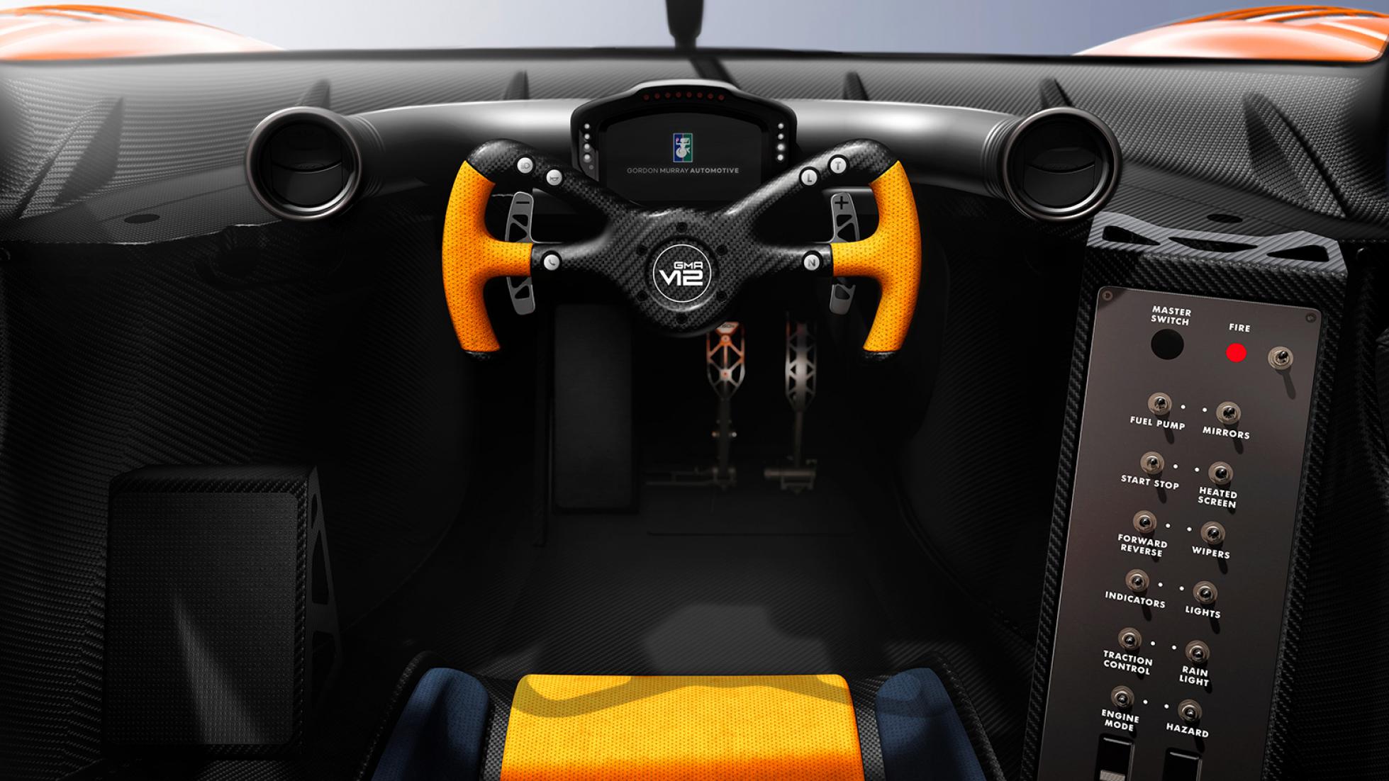 For å spare vekt er interiøret så spartansk som det kan bli.