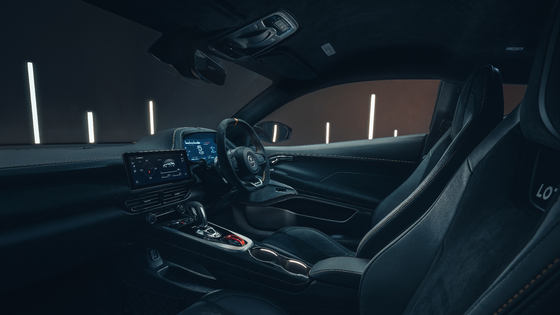 Sportslig og rent design innvendig.