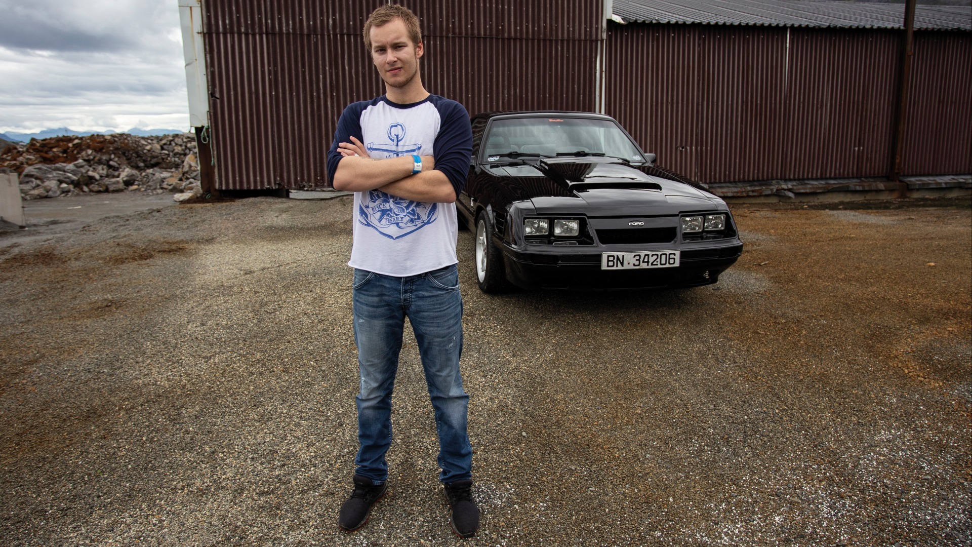 Tom Henriksen med sin Fox body.
