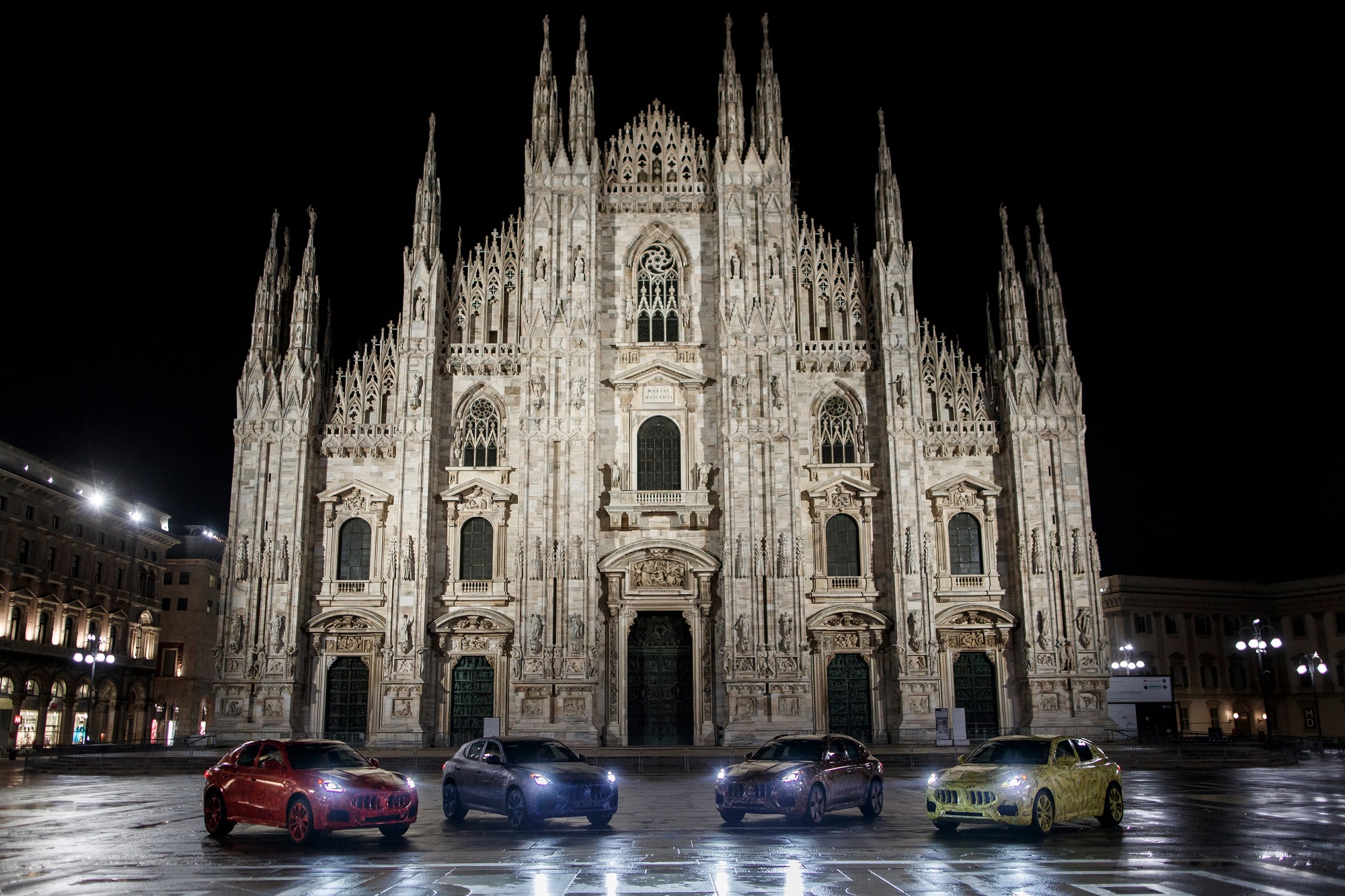 Mektig bakgrunn i Milano.