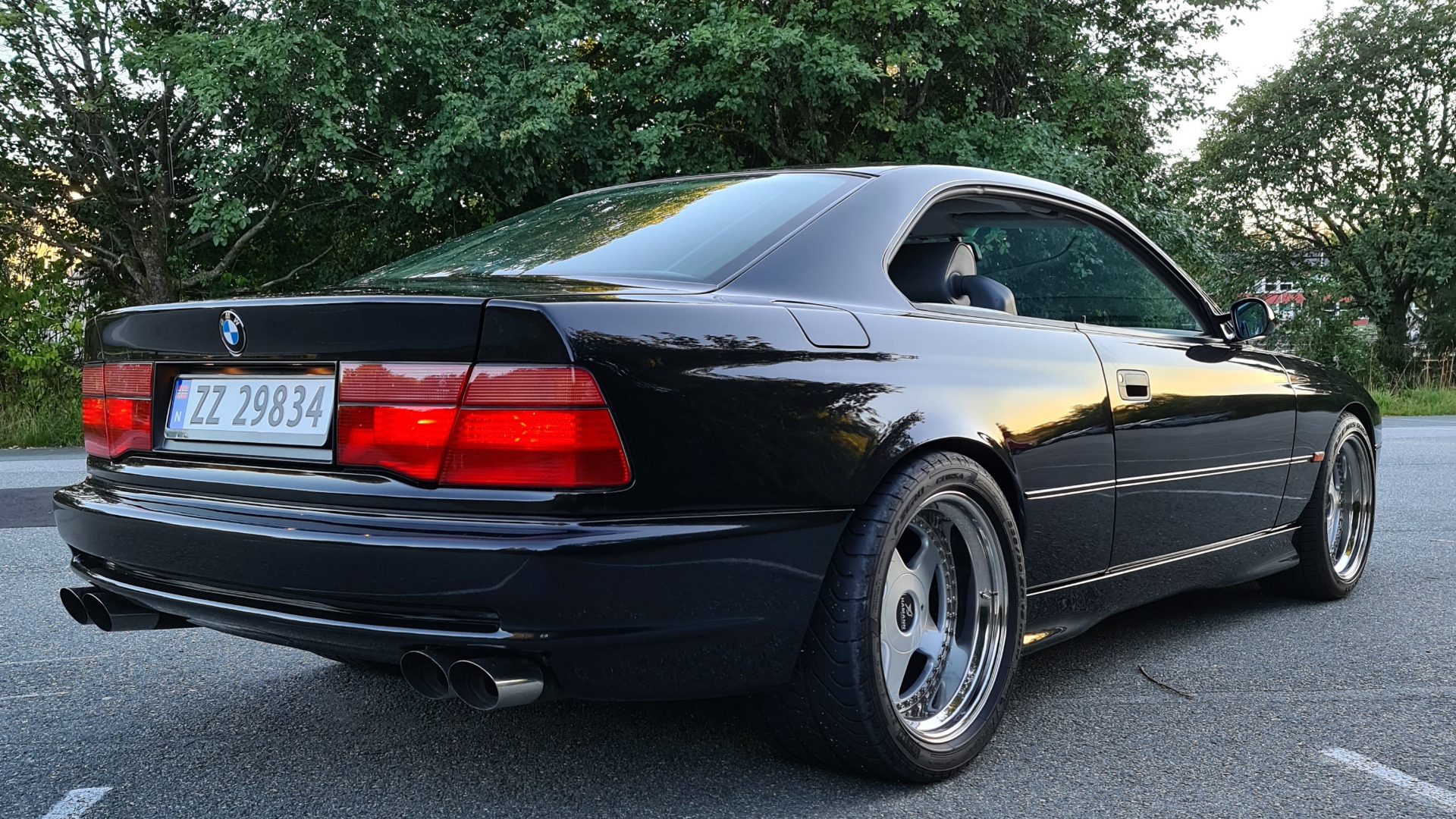 Bilen er særdeles velholdt, med en utrolig finish fra Jo-Stian.