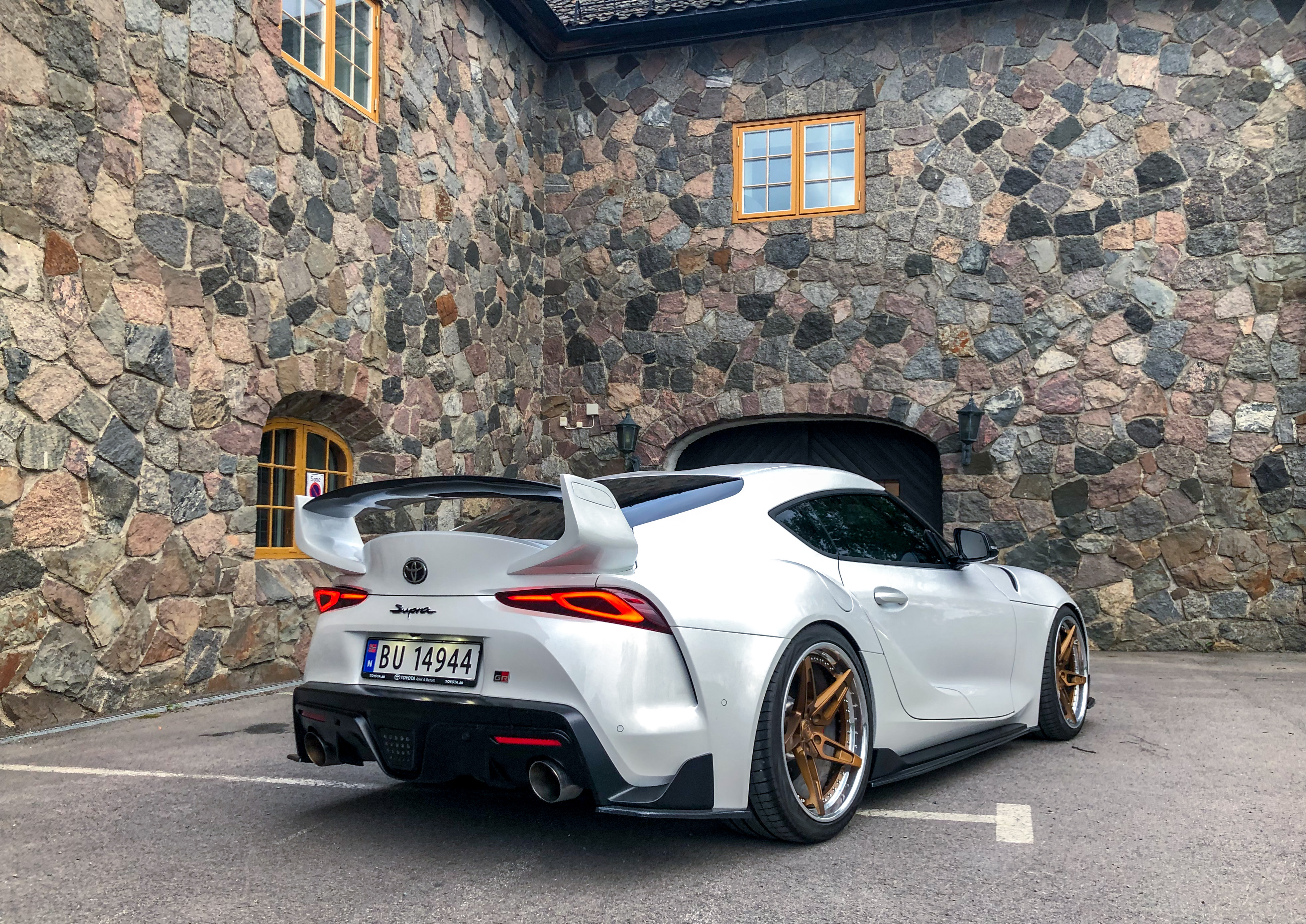 Diffuser fra Maxton og vinge fra Streethunters