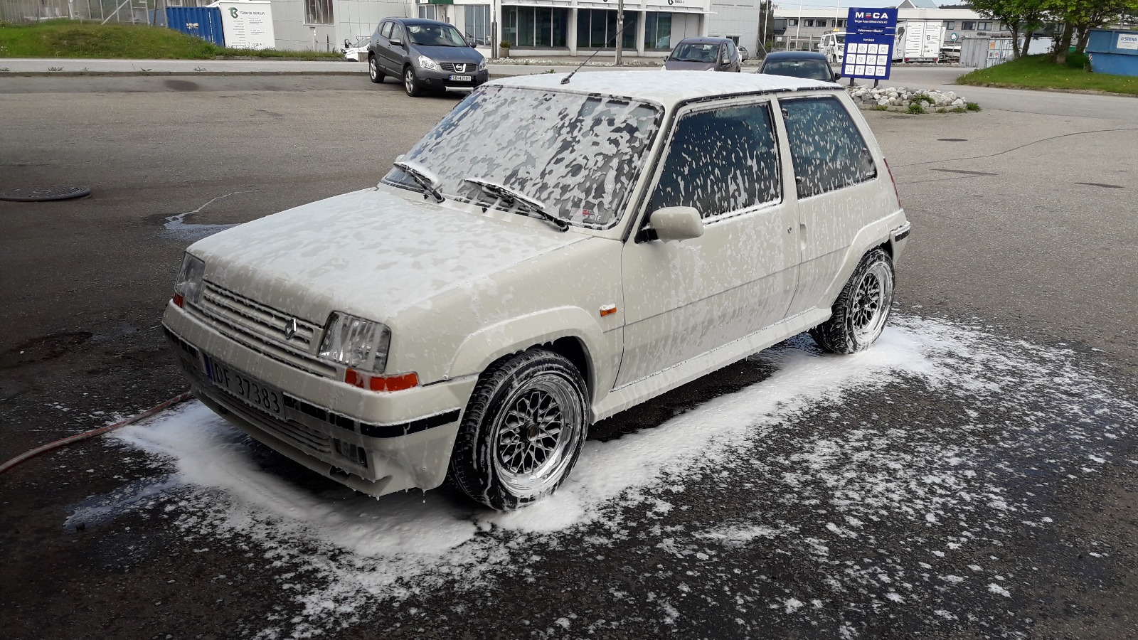 Ingenting er som nyvasket selvbygd bil!