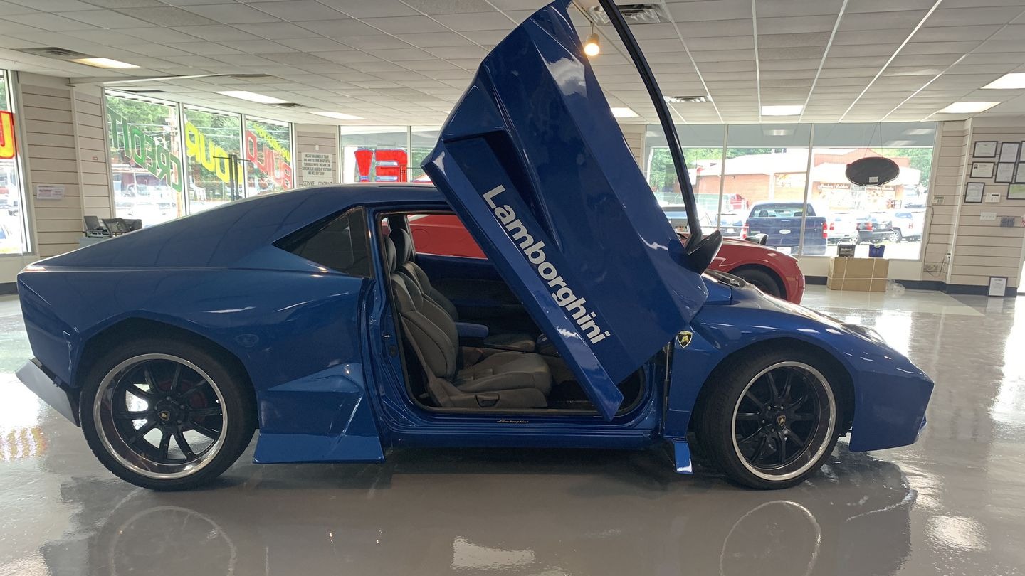 Lambodører er en selvfølge her.