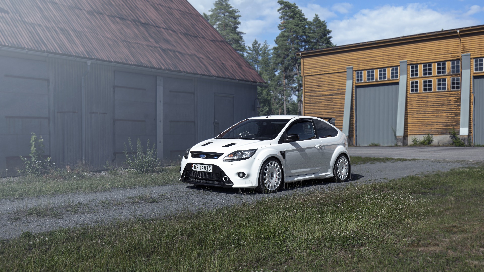 Frozen White – 2010 Ford Focus RS
