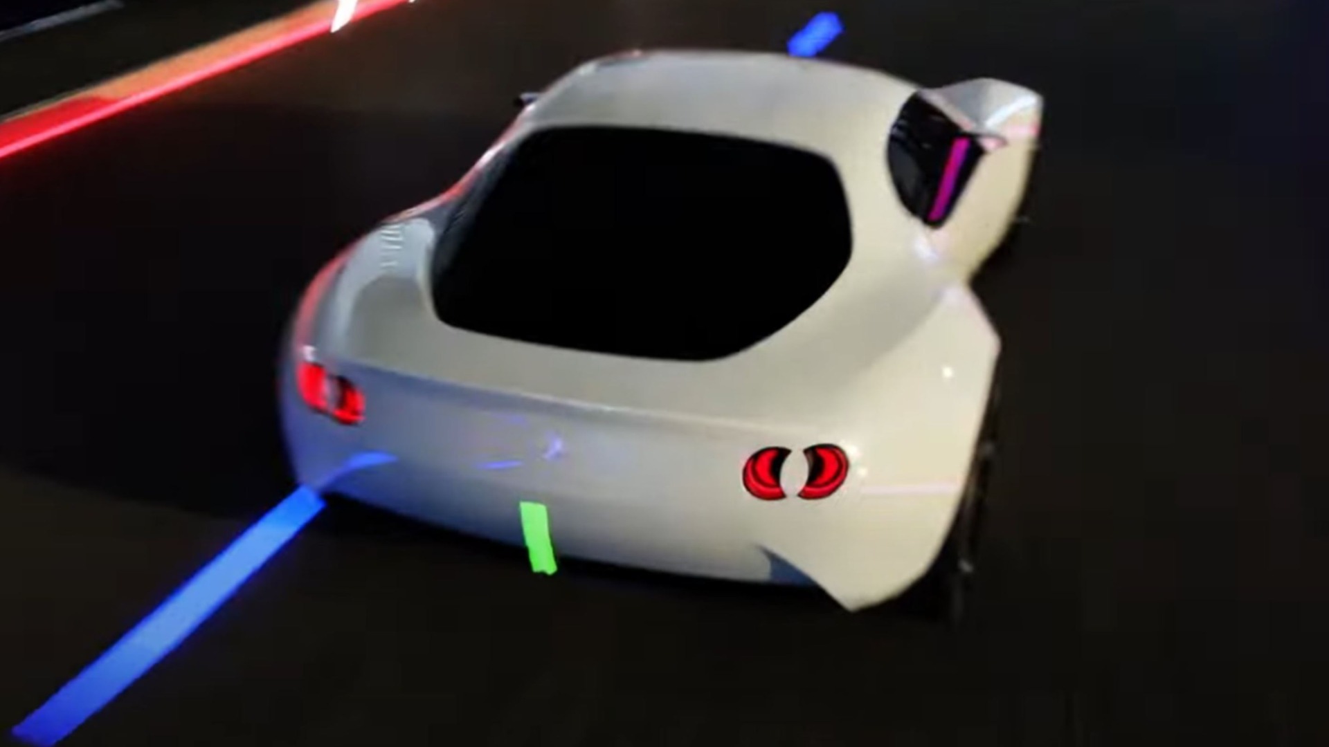 Baklysene minner veldig om de man fant på de første tre generasjonene MX5.