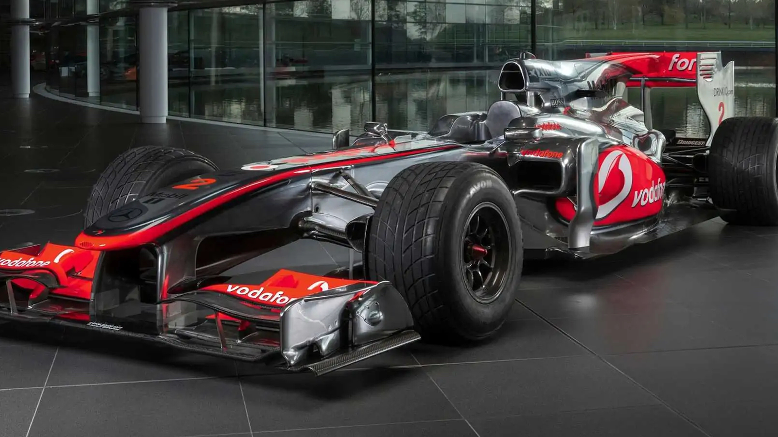 2010 McLaren MP4-25