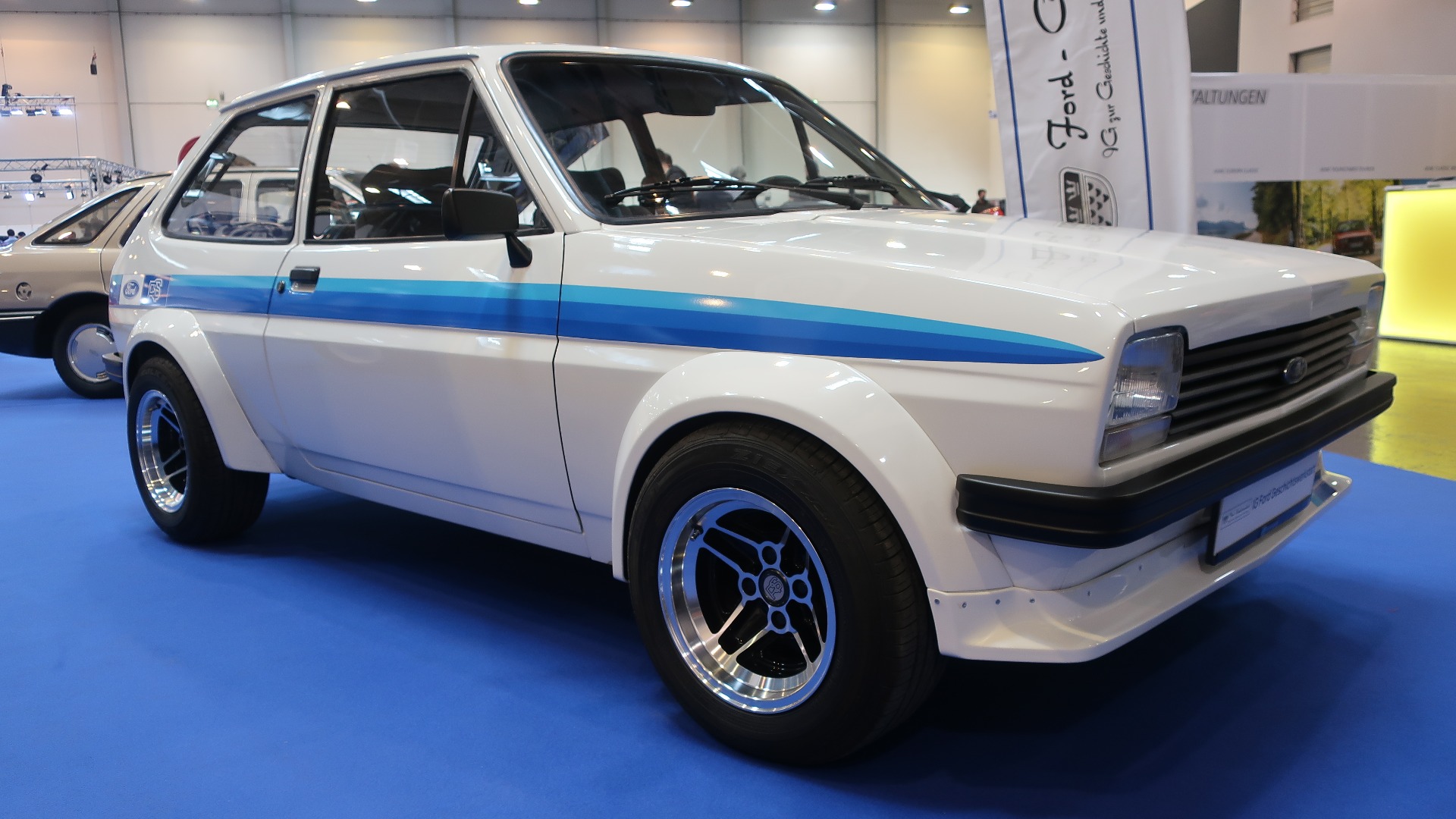 Sjarmerende 1982 Ford Fiesta.