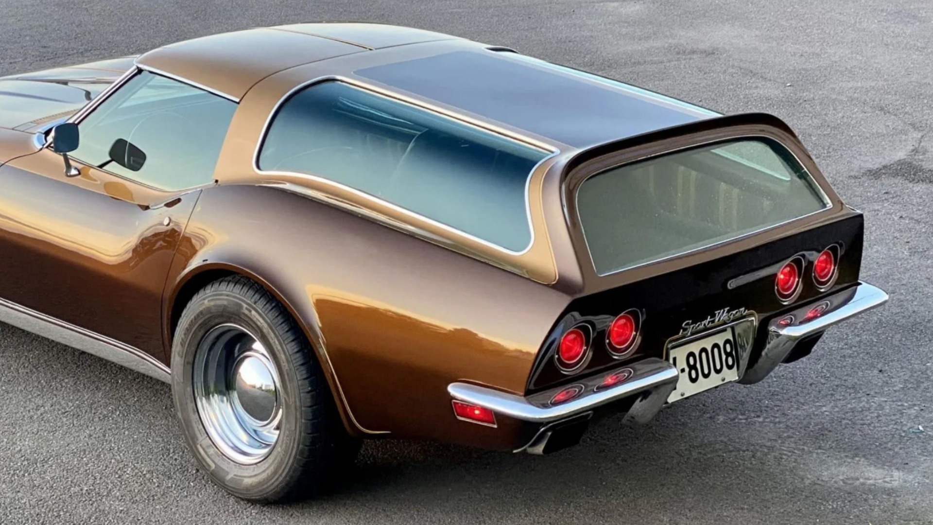 Smakfulle brunfarger.