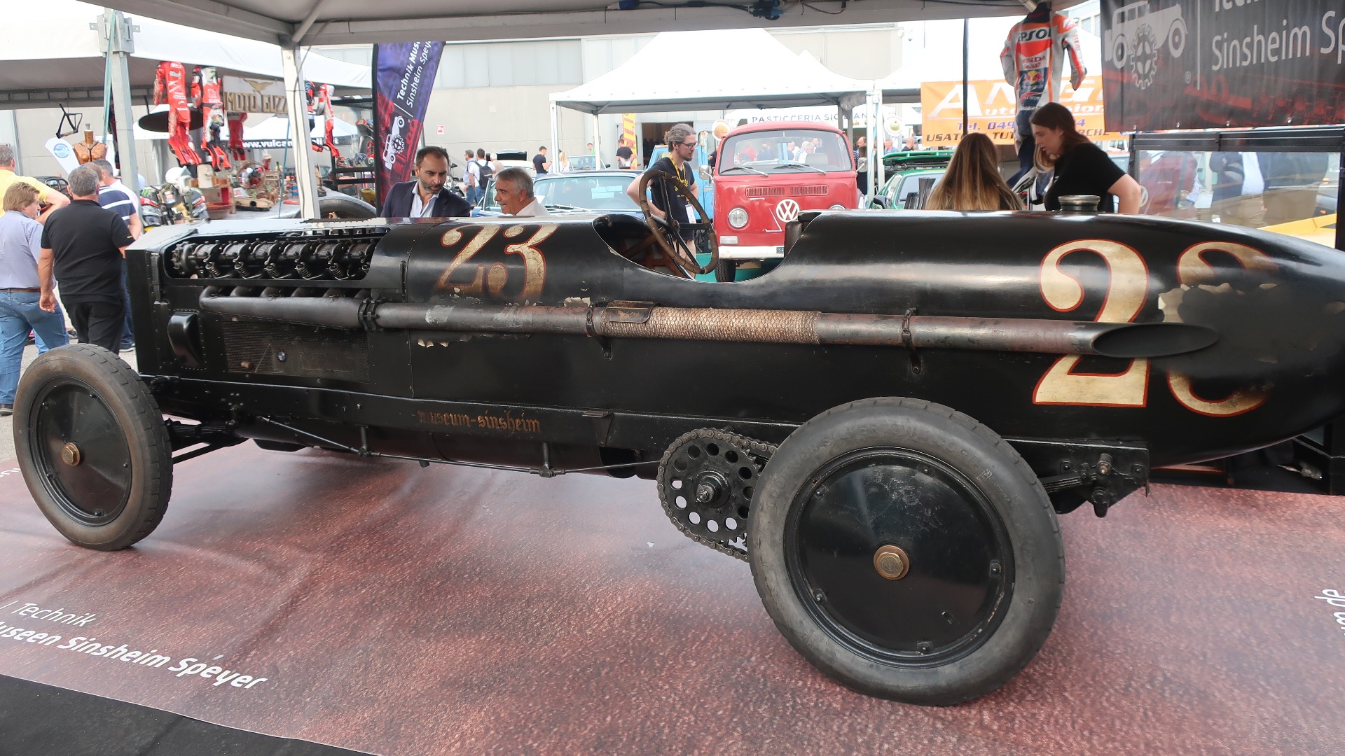 Brutus var på plass takket være museet i Sinsheim, og ble startet opp med jevne mellomrom.