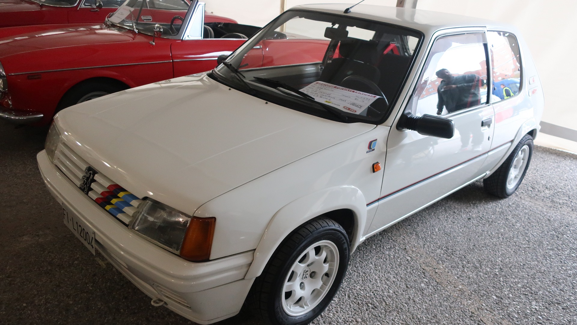 En ordentlig godbit. 1991 Peugeot 205 Rallye til salgs for 28.000 Euro.