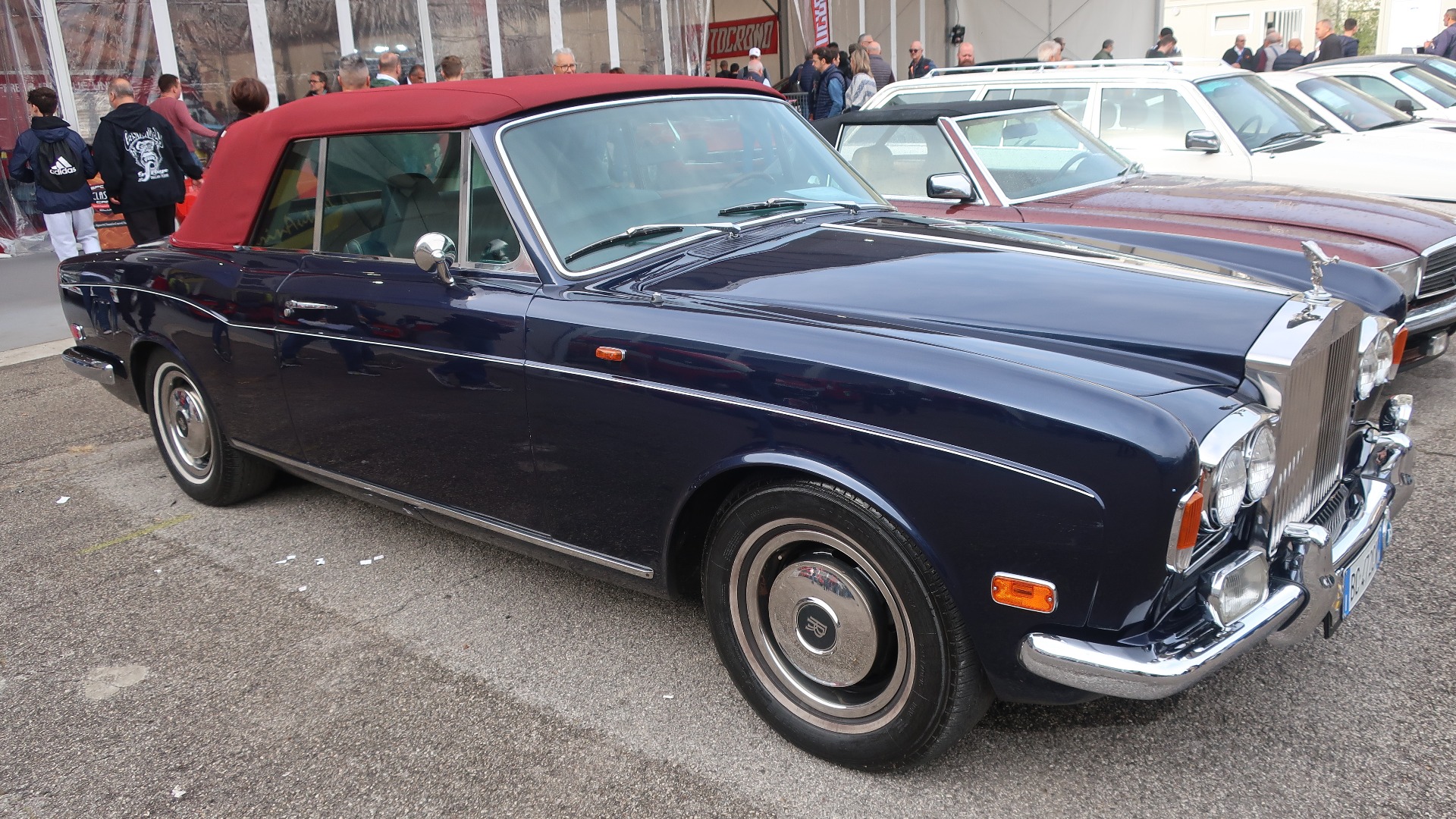 Nydelig 1971 Rolls-Royce Mulliner Park Ward til salgs for 55.000 Euro.