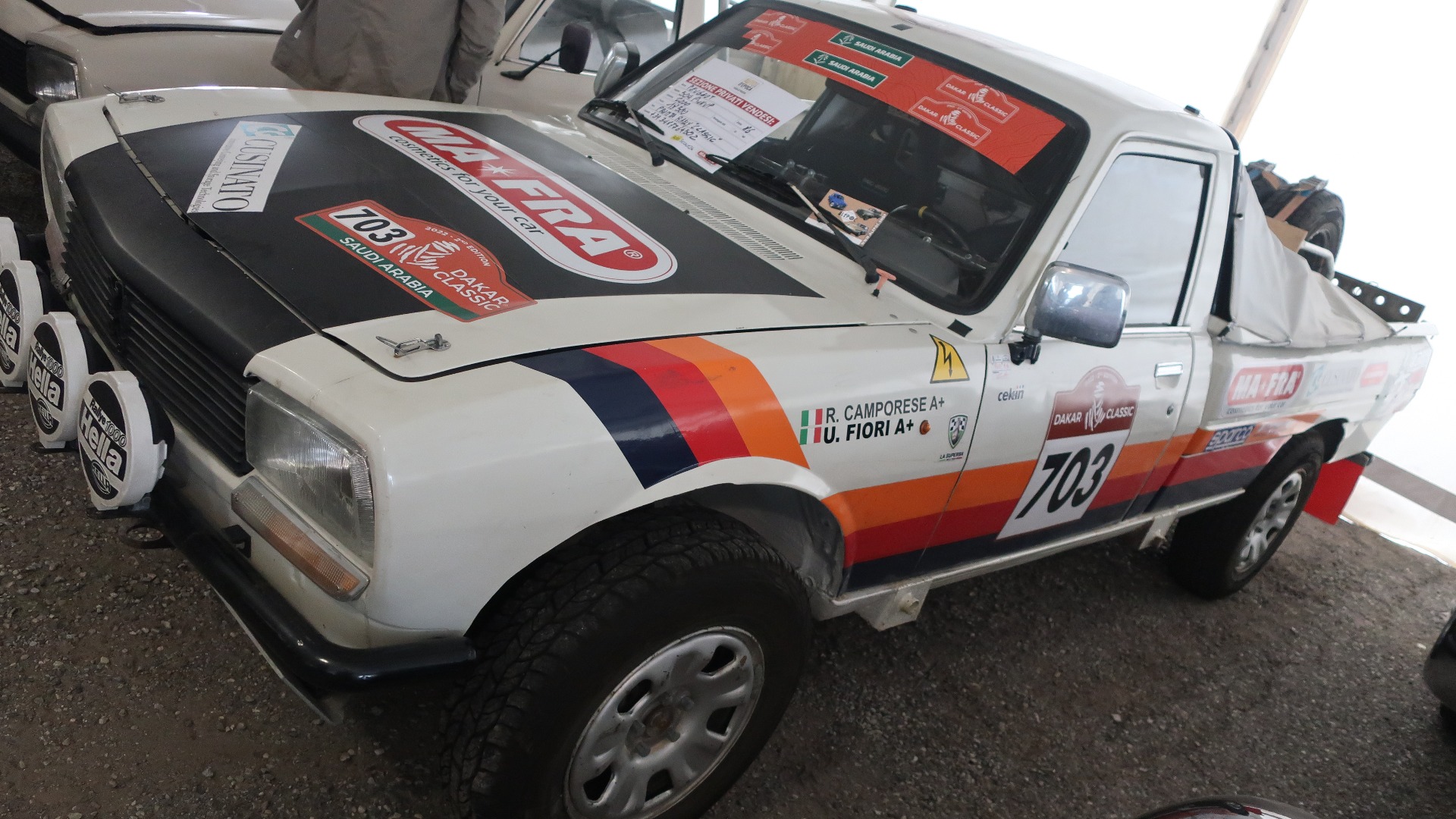 Tøff 1986 Peugeot 504 Pickup med fartstid i rallyløp, til salgs for 18.500 Euro.