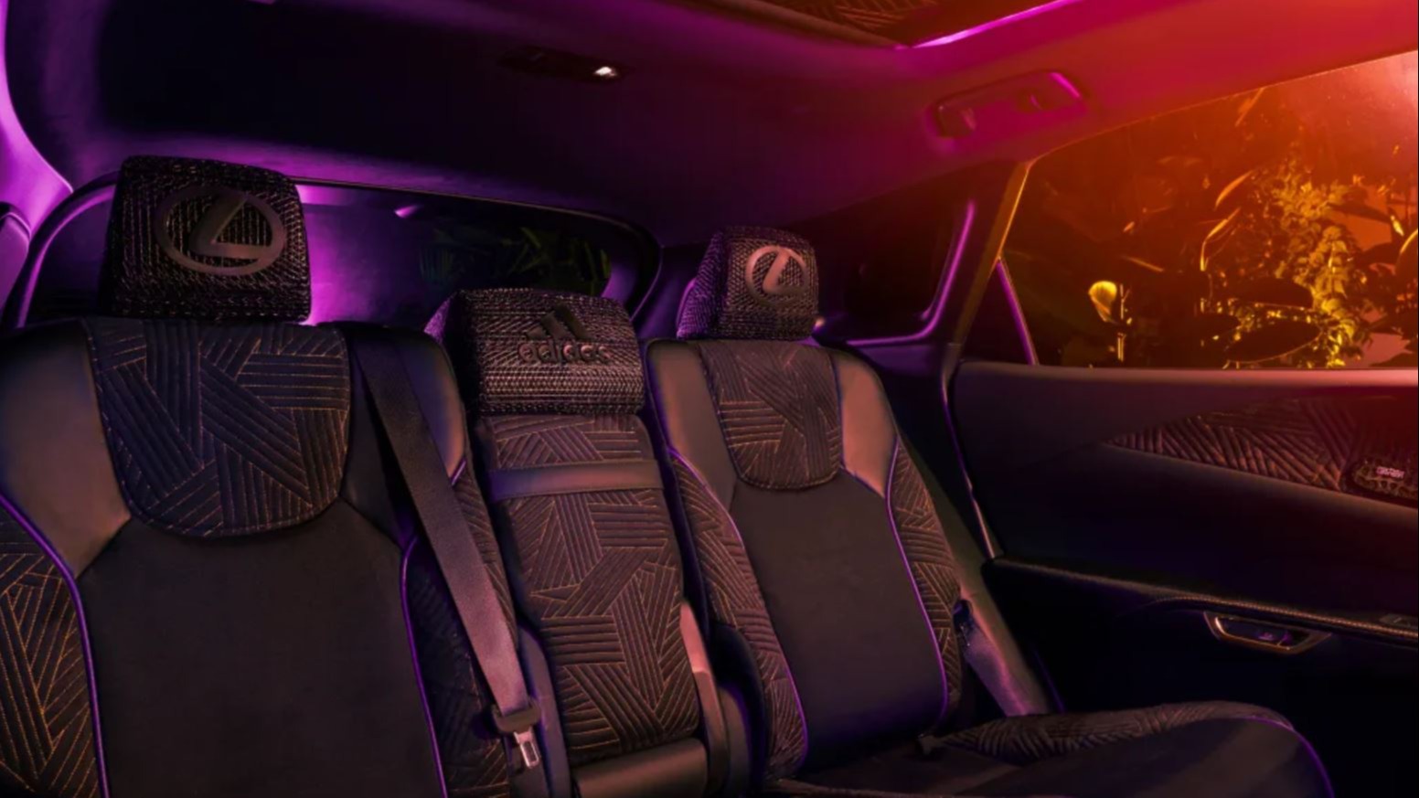 Designet blir tatt igjen også inne i bilen.