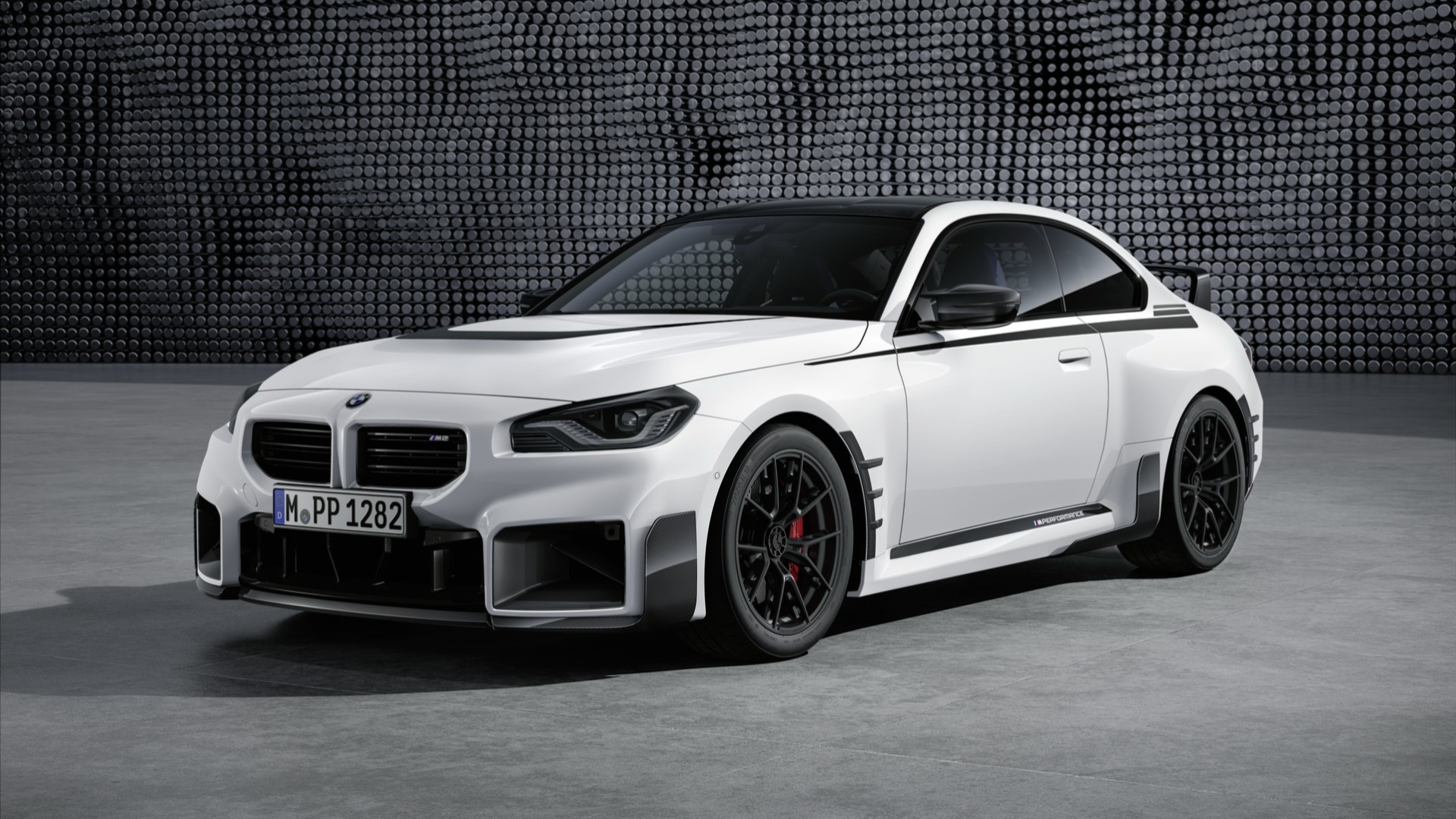 Bøllete bil, gjort enda mer bøllete.