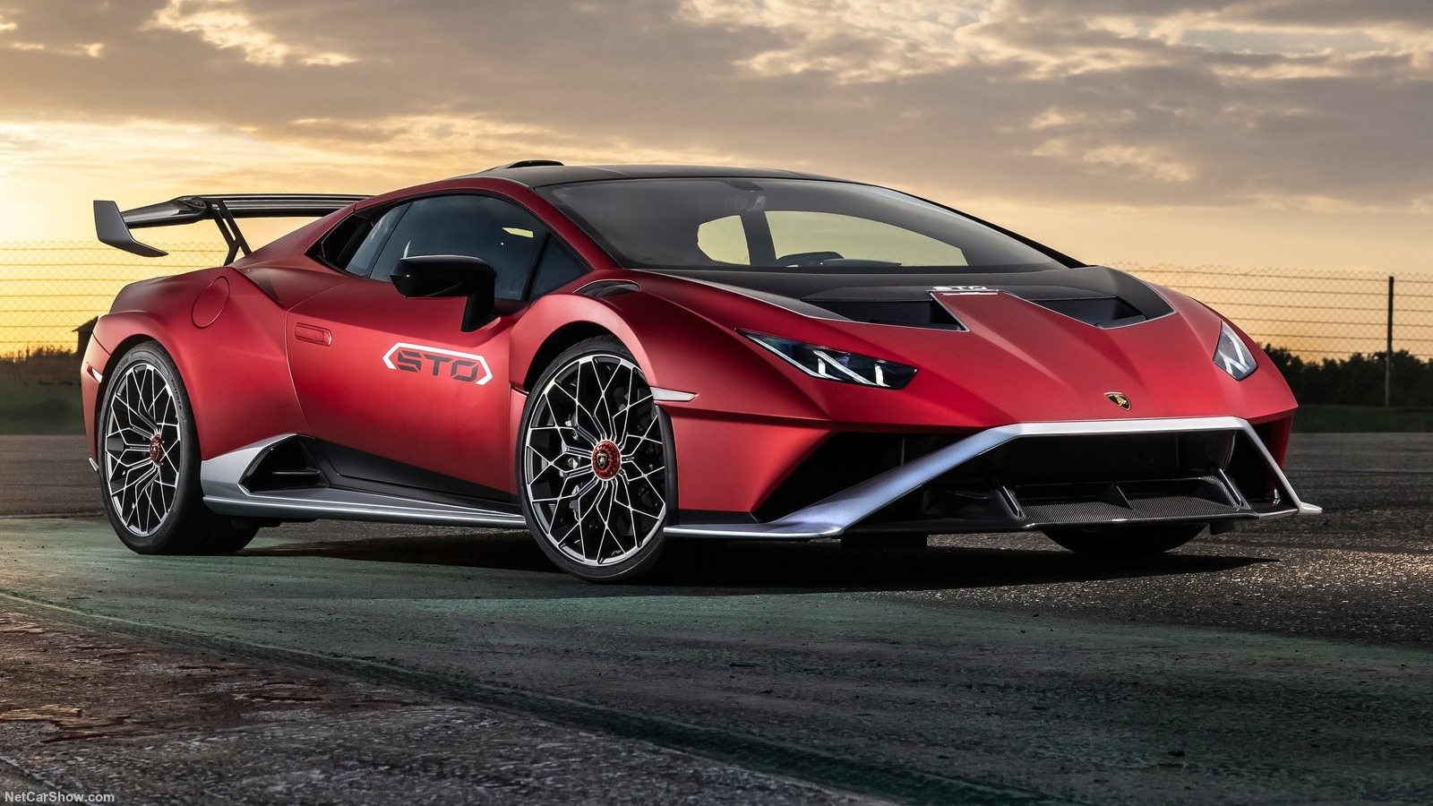 Lamborghini Huracan STO er en bil som krever respekt