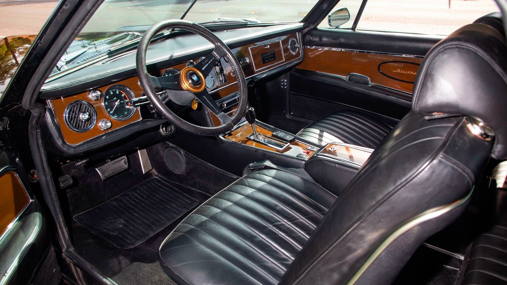 Interiøret var enormt påkostet for sin tid. Kun Rolls-Royce kunne måle seg med dette.