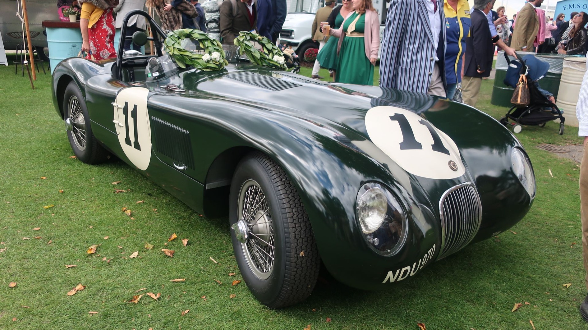 Seierherre, beviselig med to laurbærkranser.