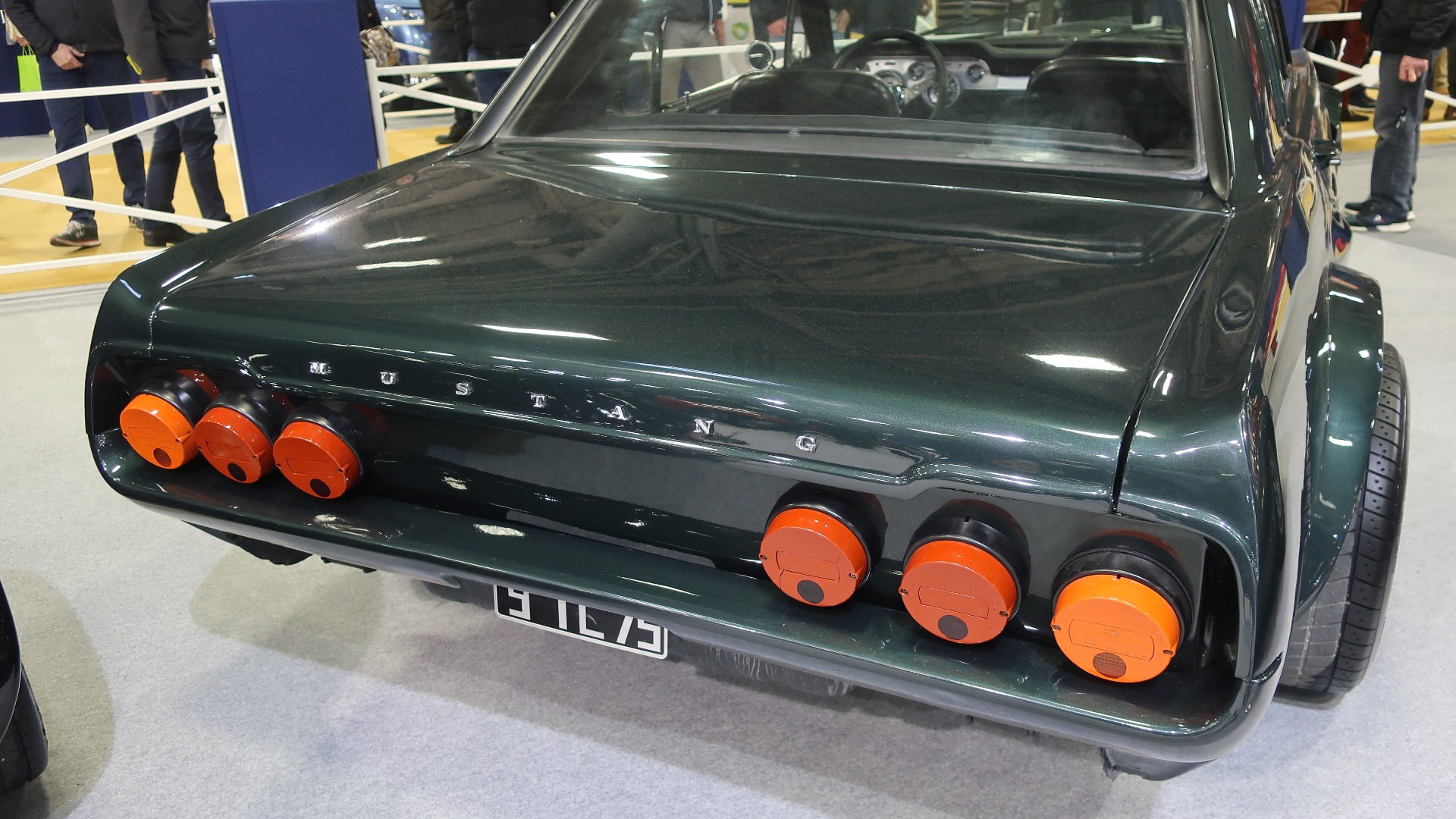 Bakenden har et helt annet baklys-oppsett enn originalt.