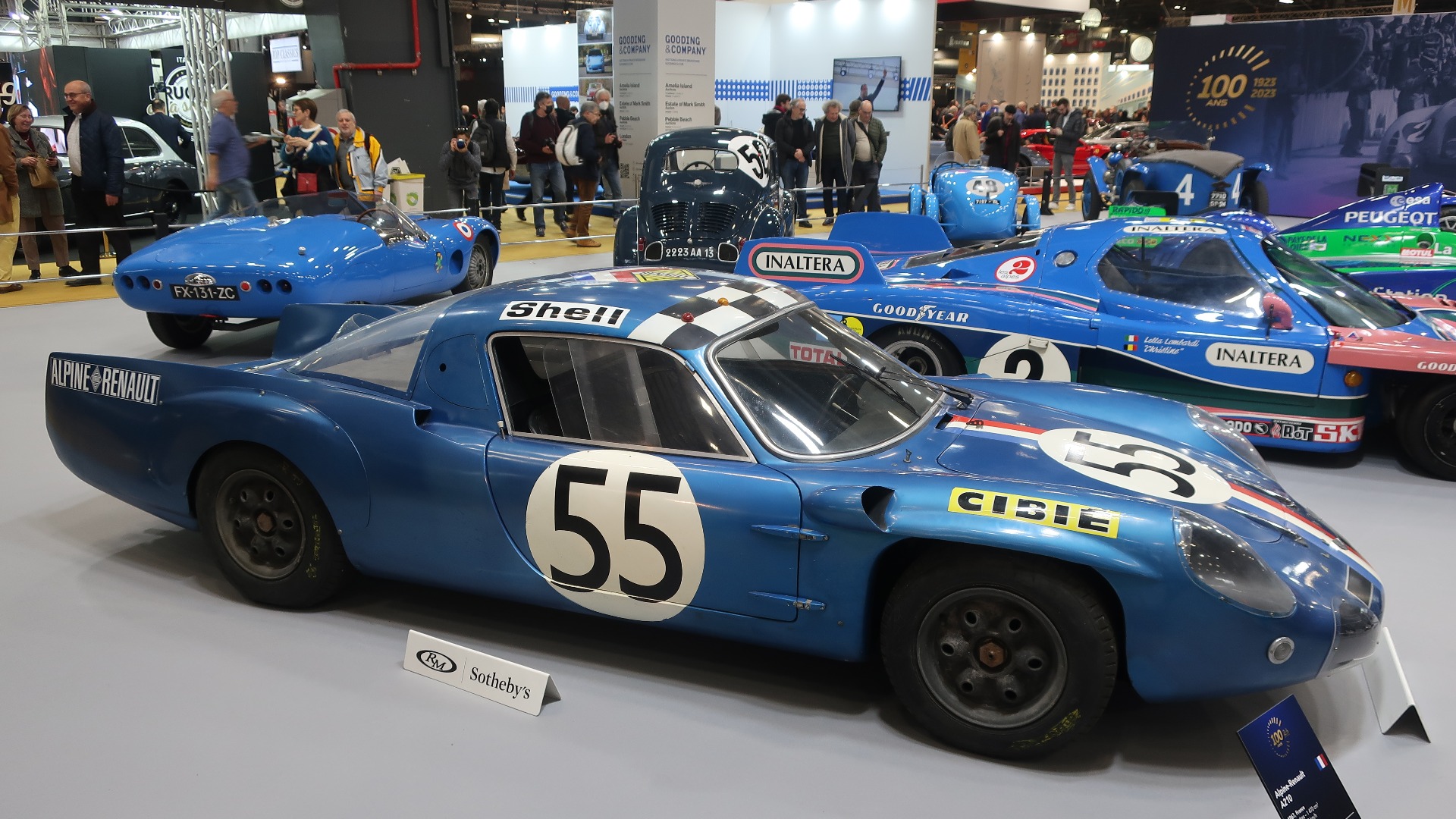 Et knippe godbiter fra Le Mans for å feire 100-års jubileet, med en 1967 Alpine-Renault A210 i forgrunnen. 