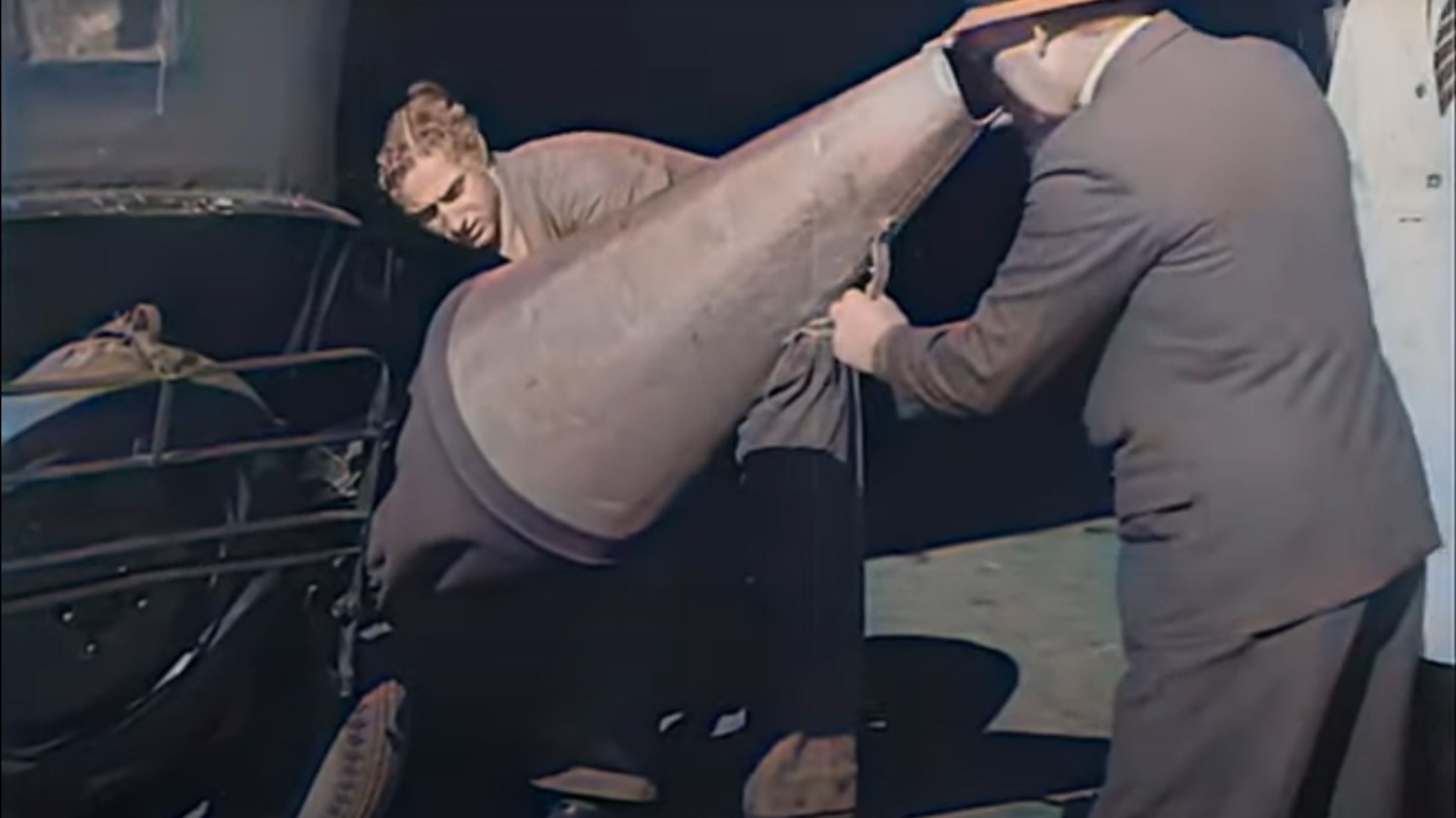 Stans! Kontroll – bli med på kjøretøykontroll i Oslo i 1937