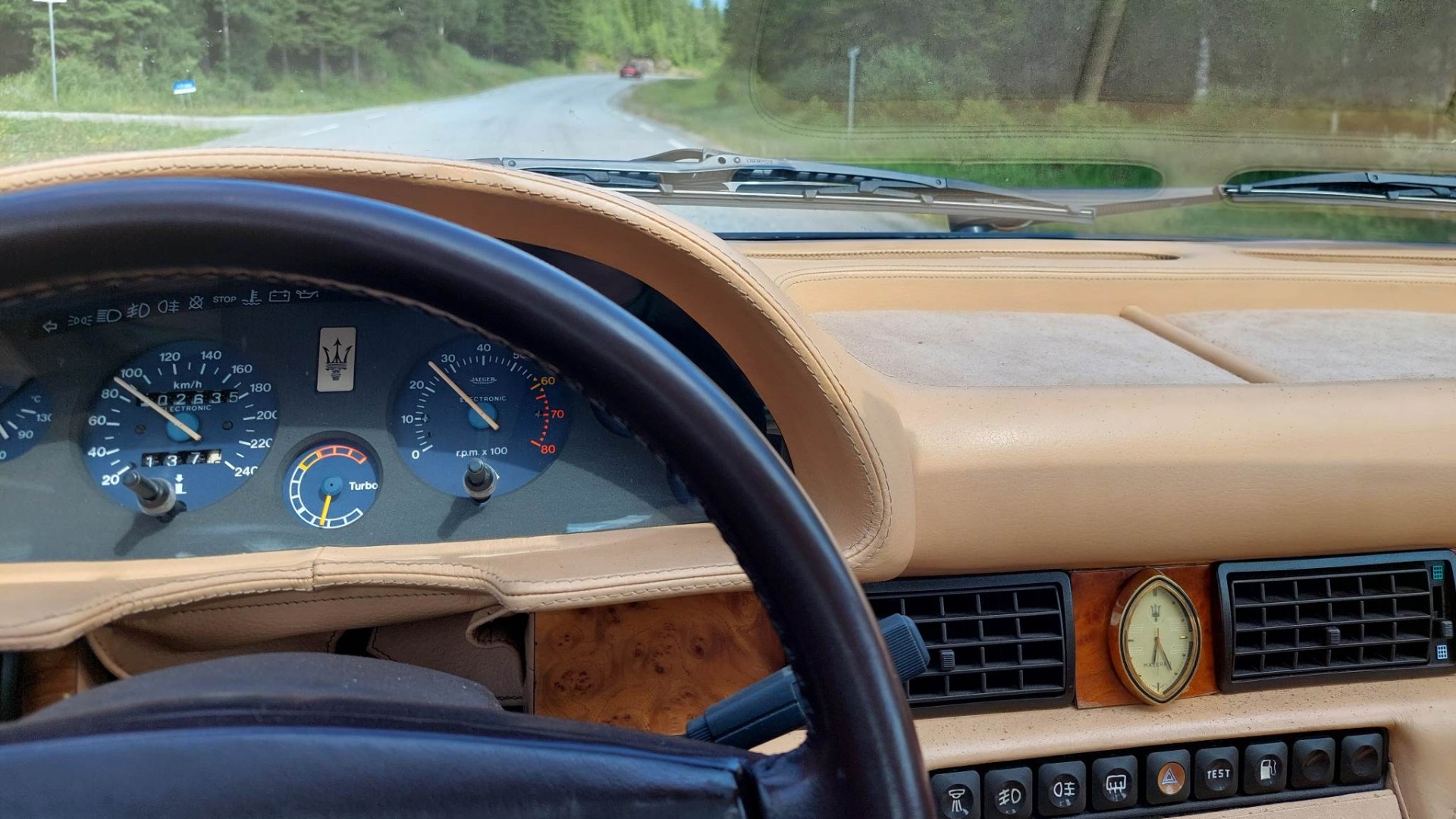 For meg må en bil ha et interiør jeg liker, da det tross alt er innsiden av bilen jeg ser mest.