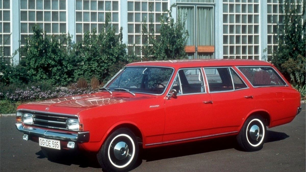 8 Opel Rekord C 1968-1971 - 45,8%