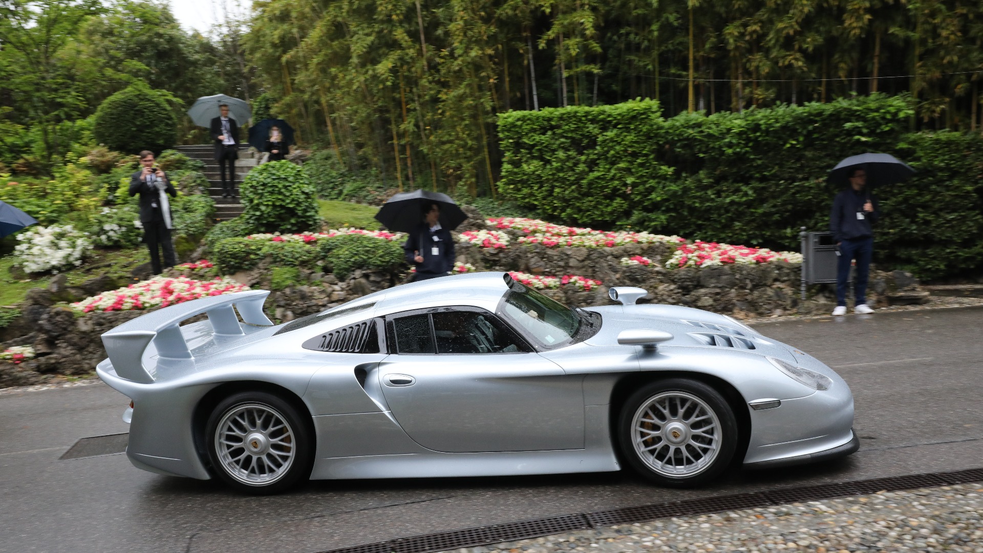 1998 Porsche 911 GT1 er drømmebil for mange.