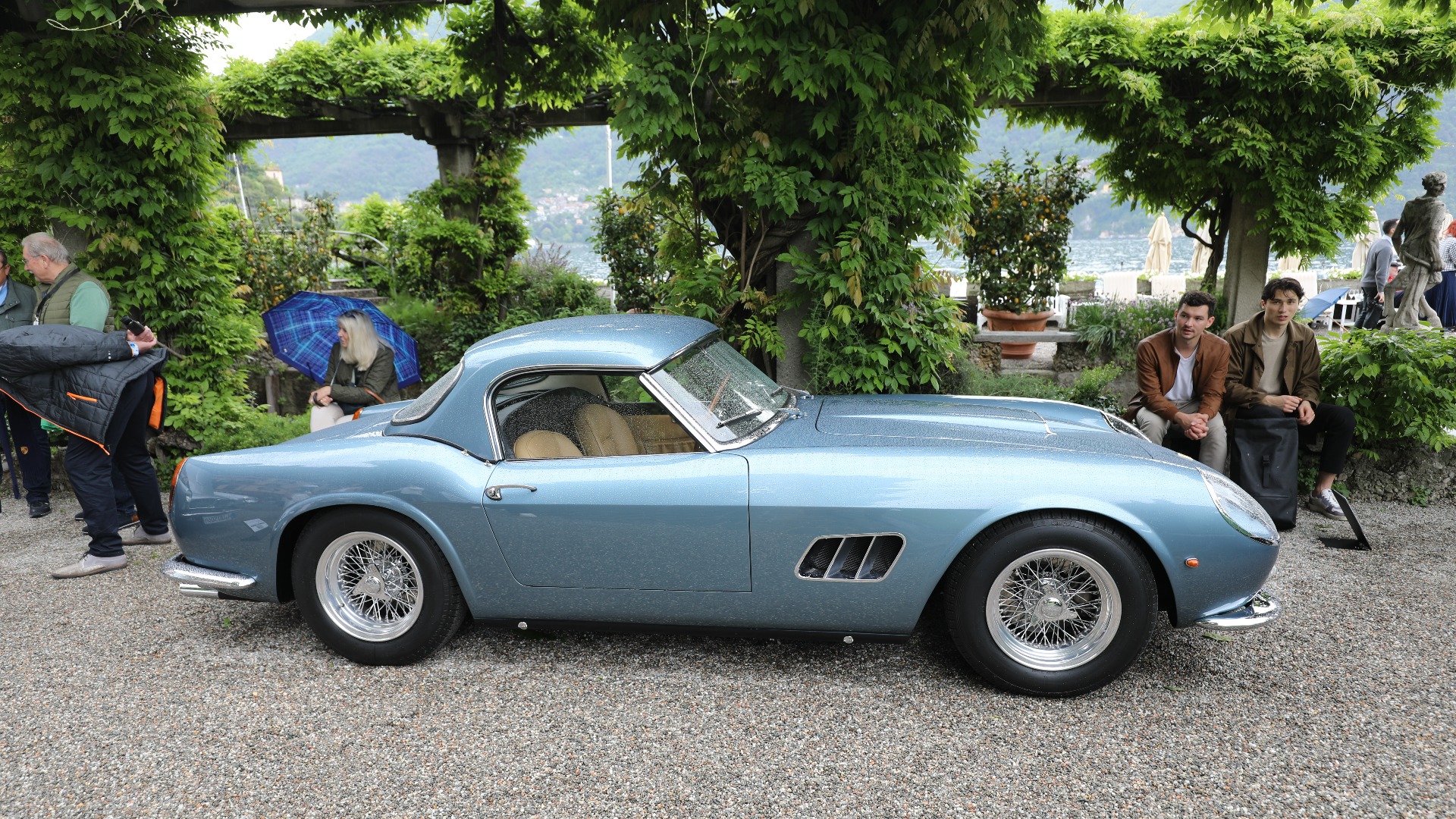 En vidunderlig vakker 1961 Ferrari 250 GT Spyder California.