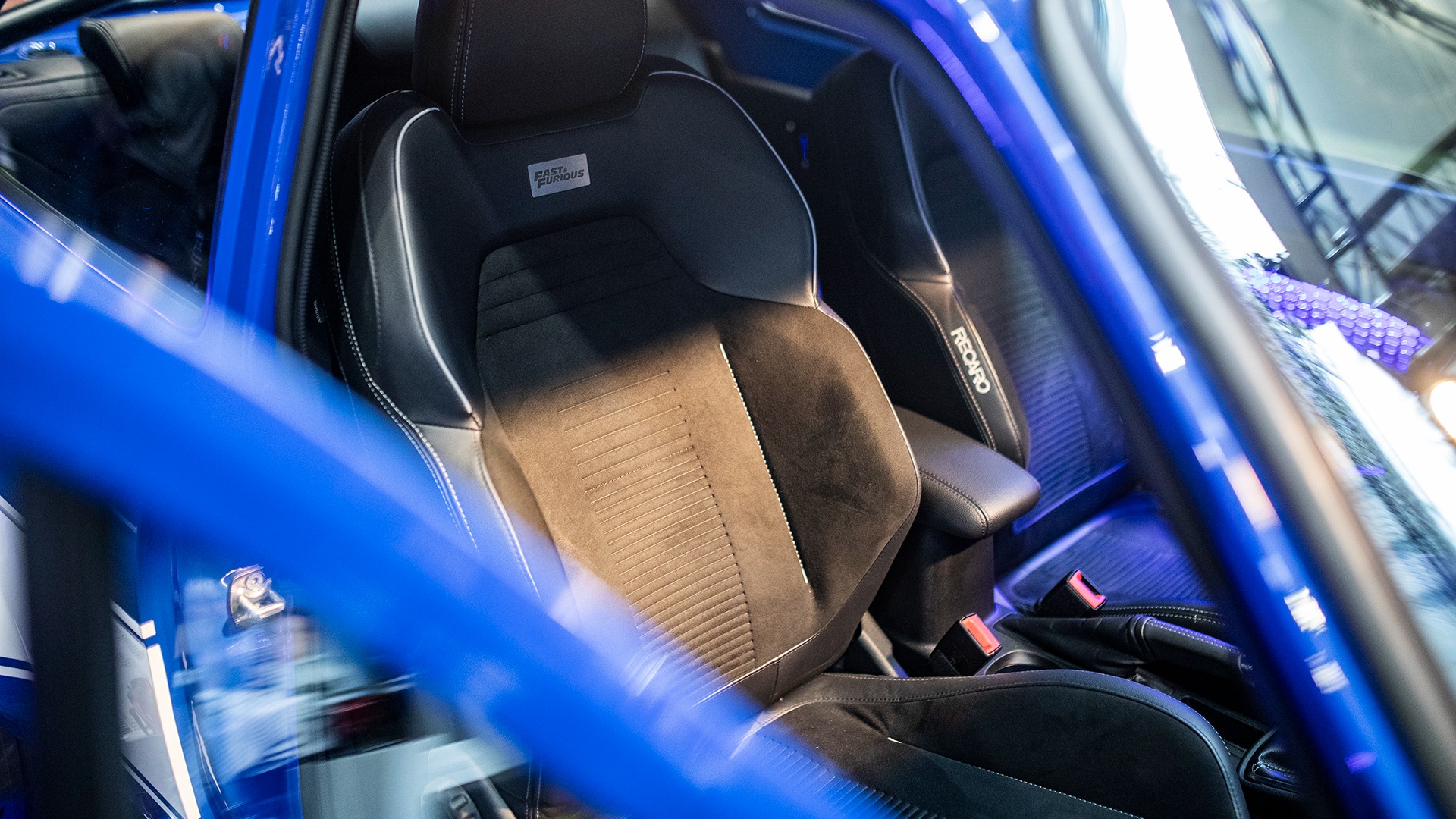 Fiesta ST-setene sitter fortsatt i. Sybo har fullført resten av interiøret.