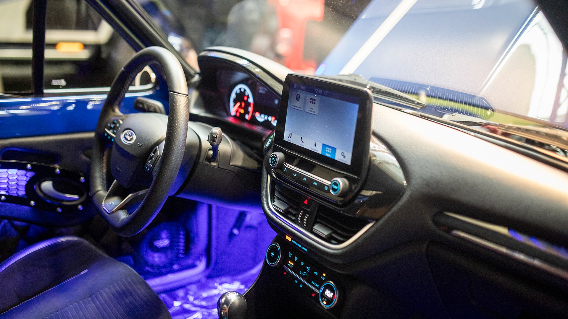 Dashbordet ble en stor utfordring, men det sitter som et skudd!