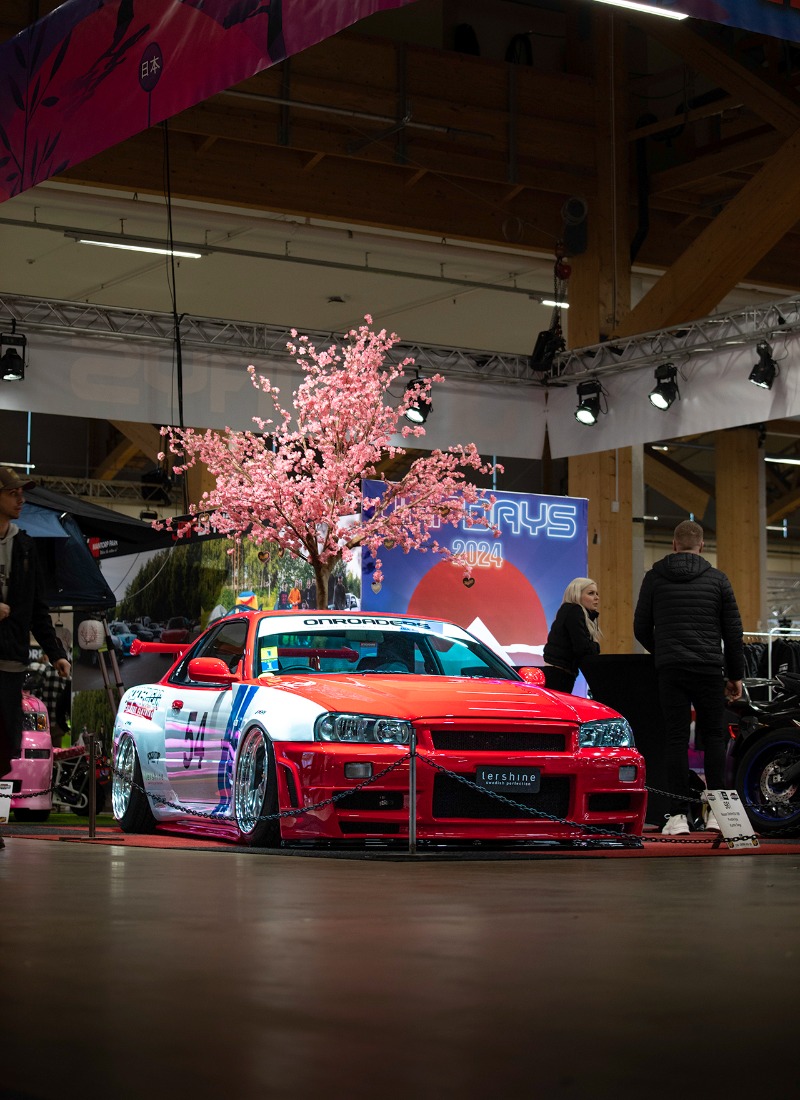 Nissan Skyline GT-R R34.