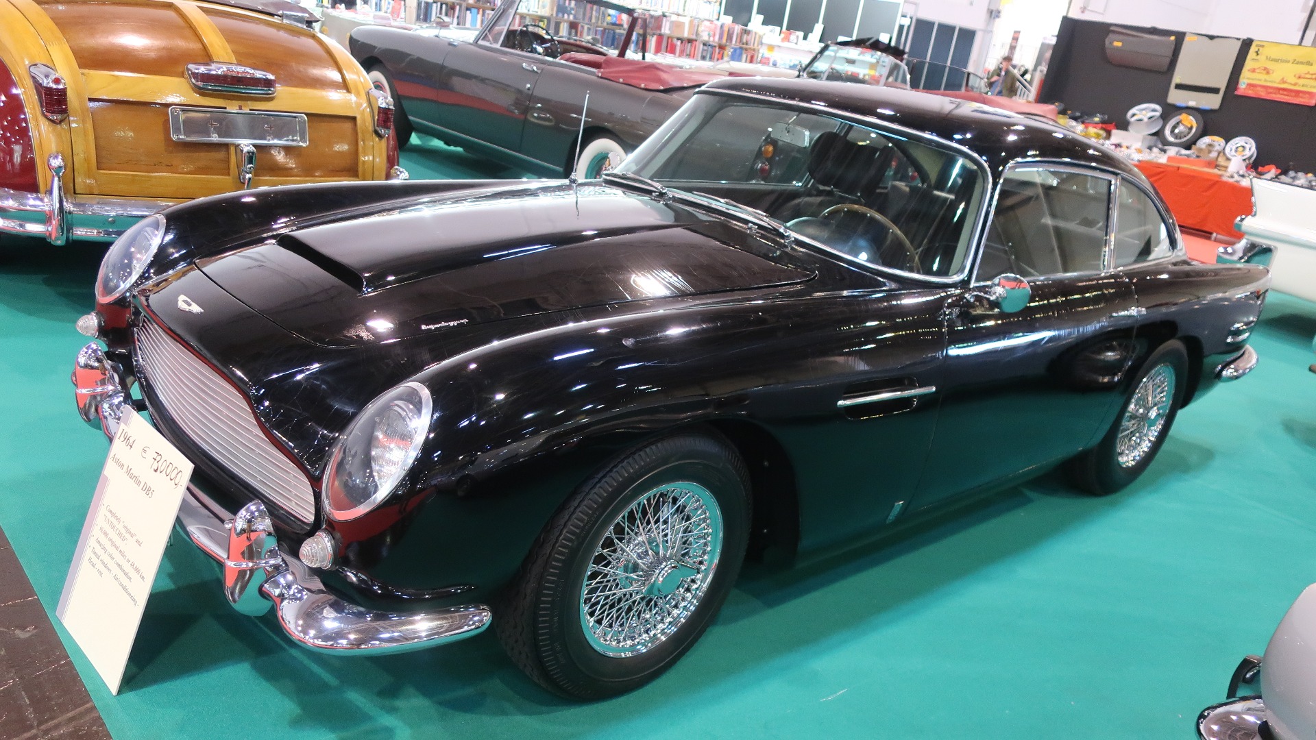 1964 Aston Martin DB5 kler ikke sort spesielt bra, men den slitte lakken var originalllakken og da stiller det seg annerledes. 730.000 Euro.