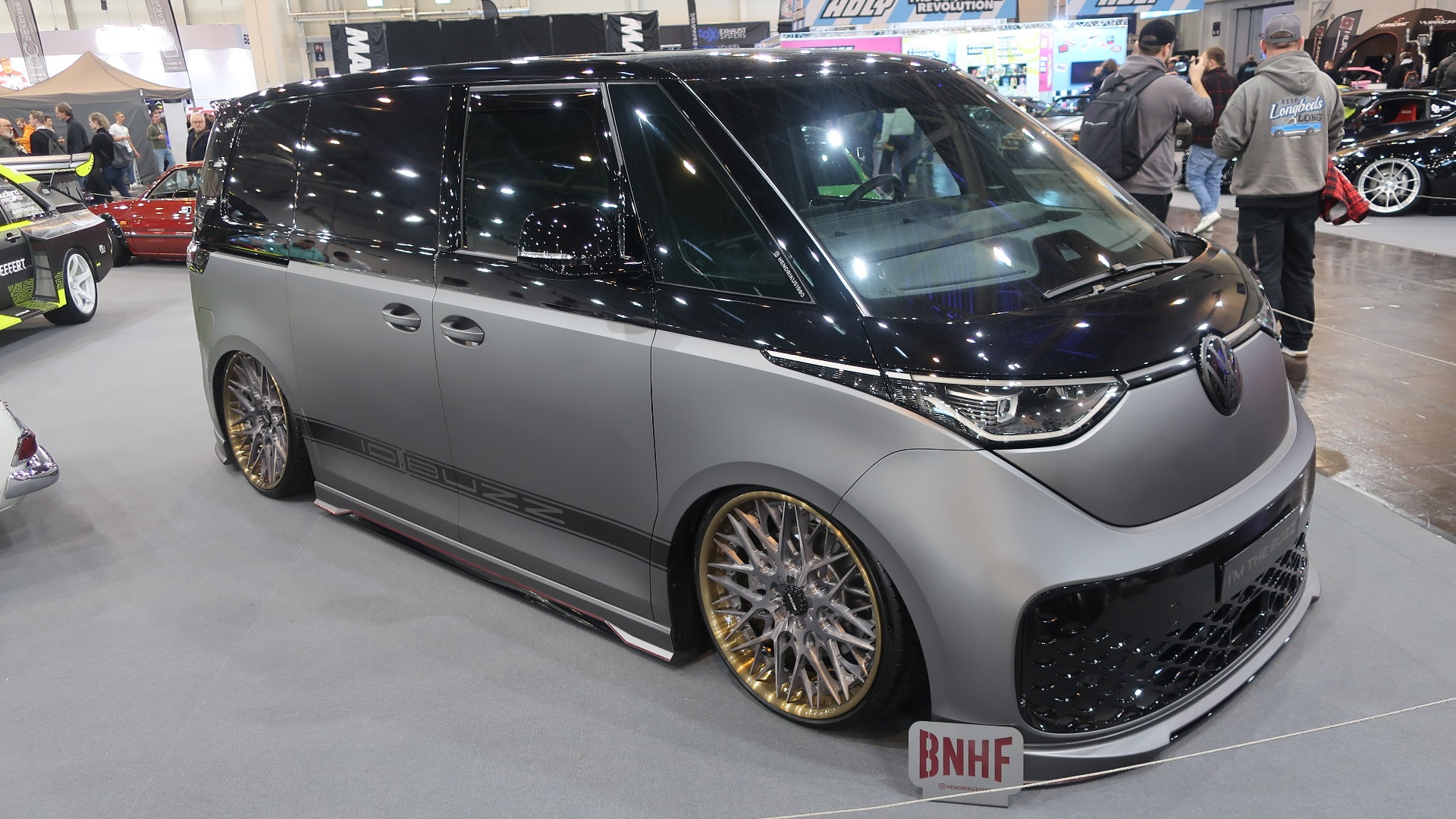VW ID Buzz har et stort potensial når det gjelder tuning/styling, noe man tydelig ser her.