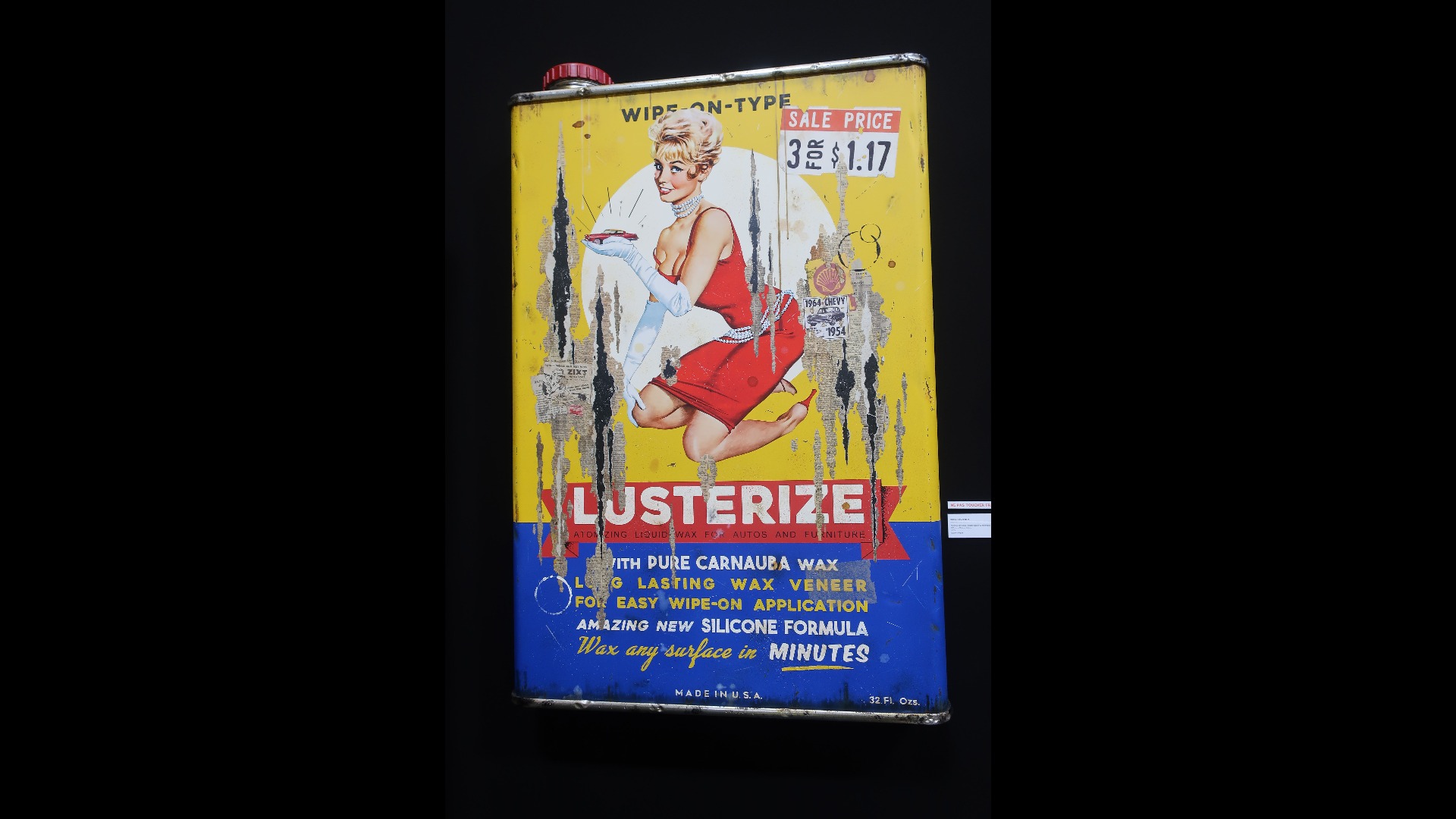 Blant kunstverkene falt jeg for denne gedigne oljekannen med Brigitte Bardot motiv. Pris 1850 Euro.