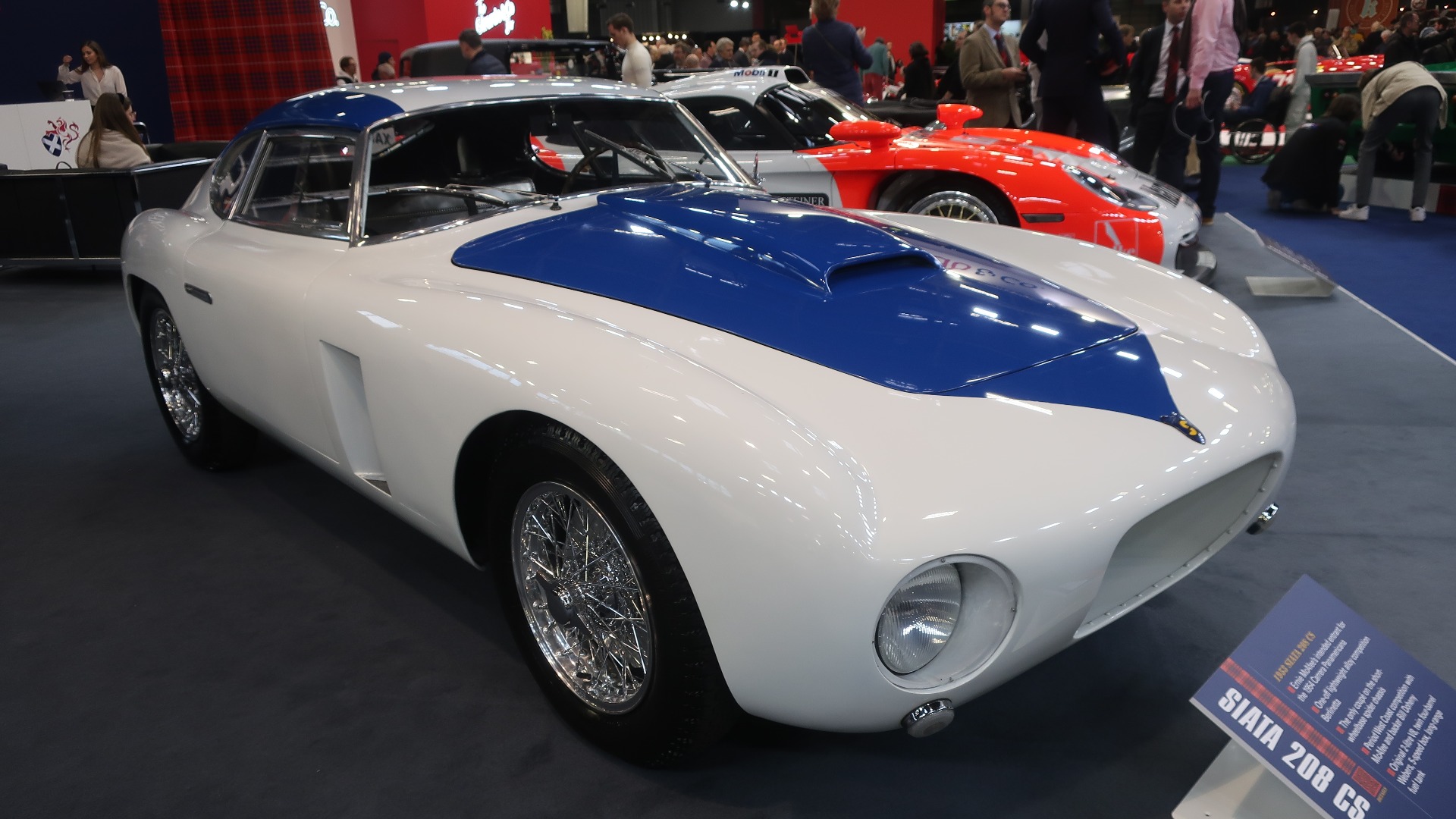 Denne Siata bygd for 1954 Carrera Panamericana var kanskje den tøffeste bilen på messen.
