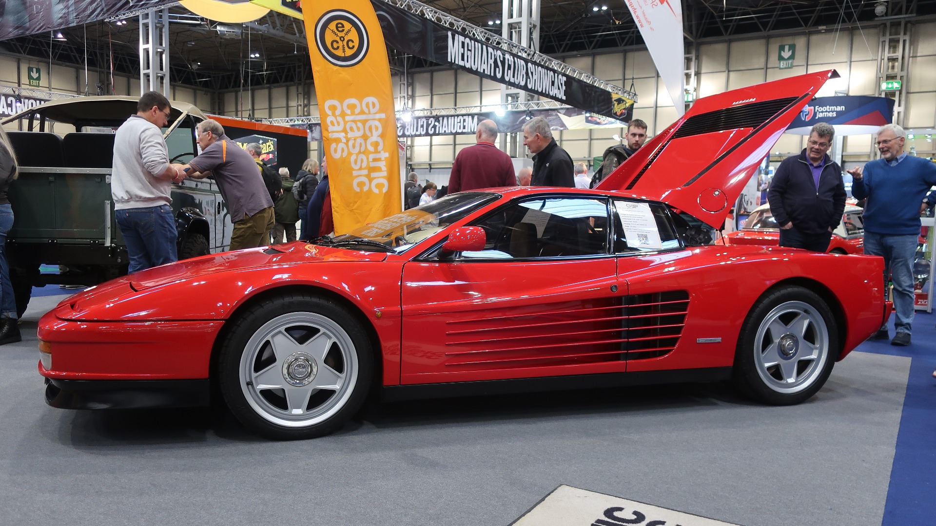 En Testarossa med Tesla-drivverk. Det ser man ikke hver dag.
