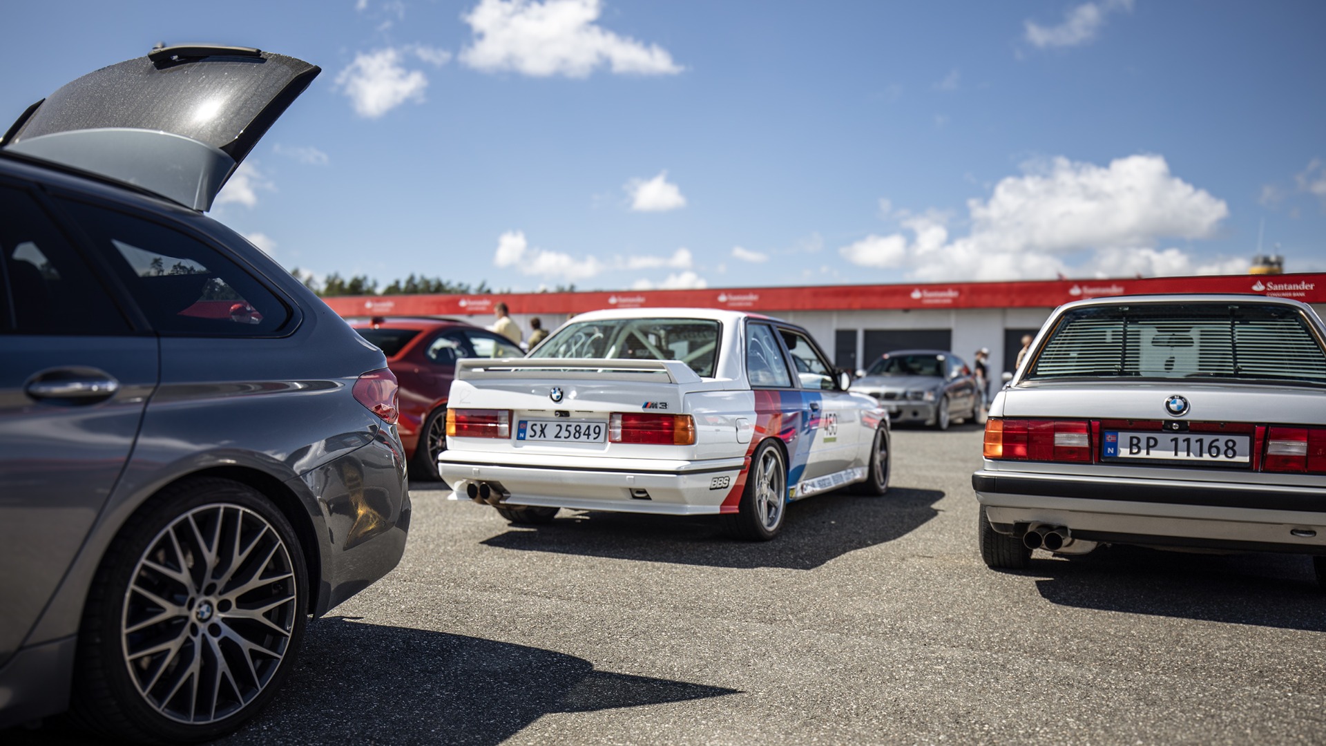 E30 i racinglivery går aldri av moten