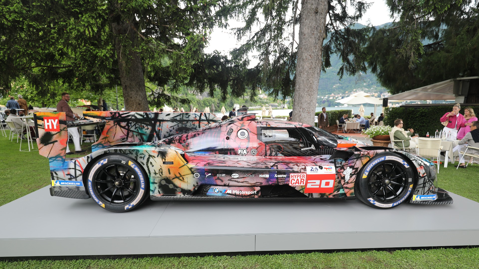 Til helgen kan en BMW Art Car vinne Le Mans