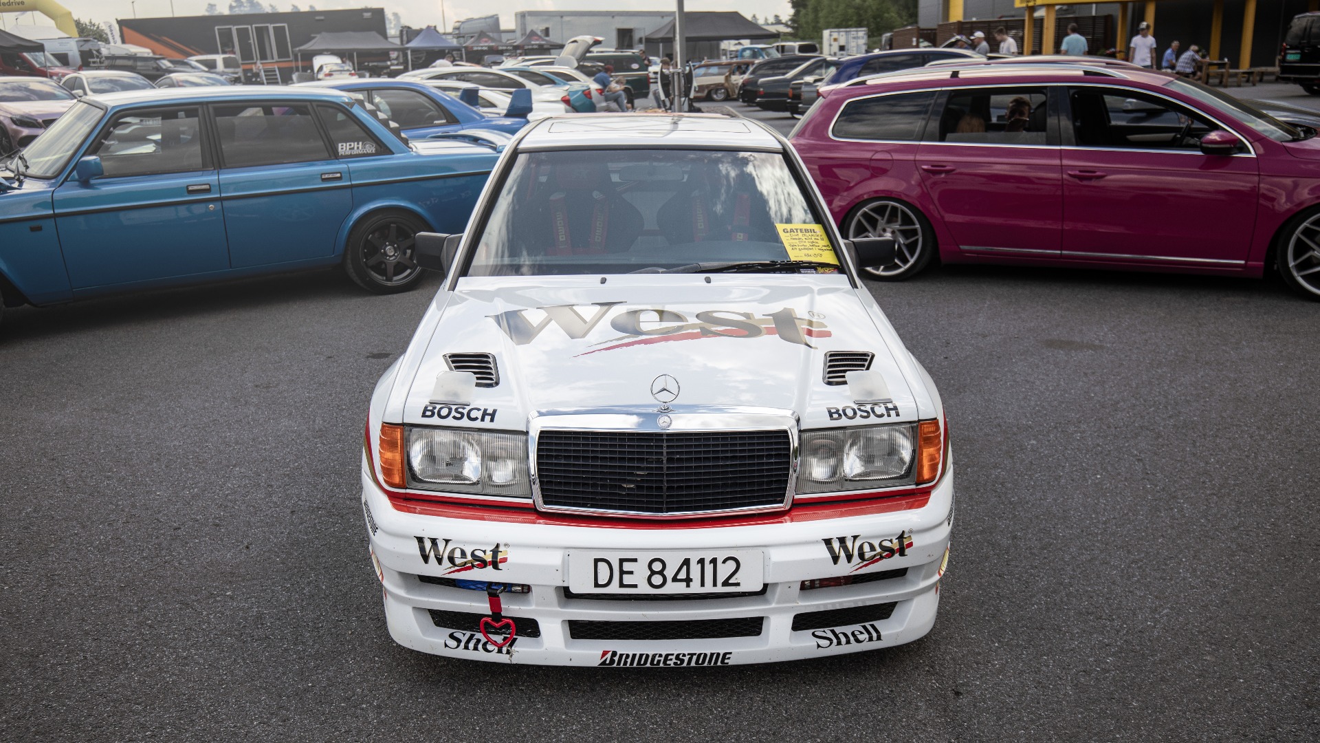 Eline Erlandsens W201 Evo 3. Den er godkjent M103-motor med twin turbo