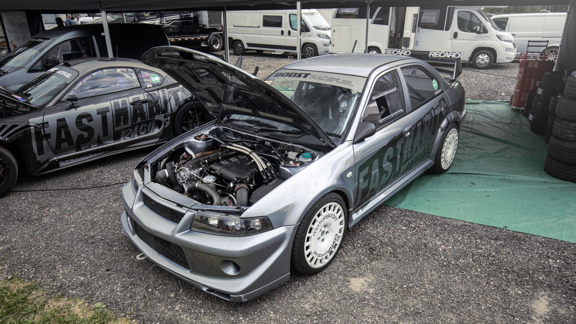 En favoritt av det som var på Gatebil. Mitsubishi Lancer ombygd med BMW M-motor og turbo.