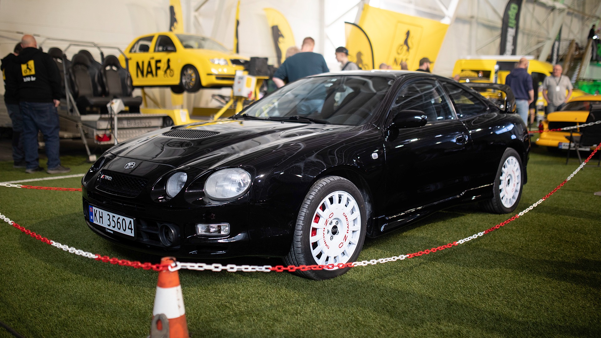 Meget pent gjennomført Toyota Celica GT4 fra 1994.