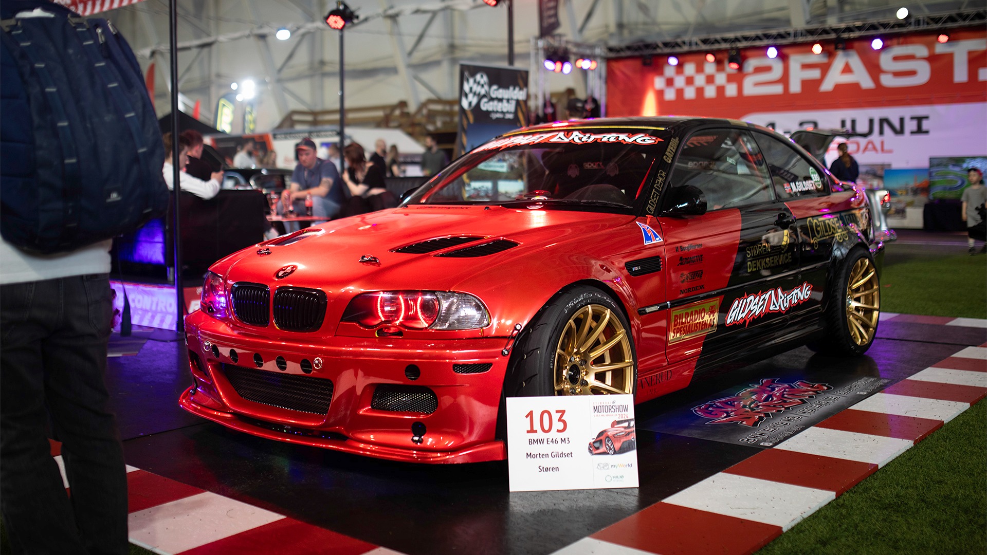 Steintøff BMW E46 M3 med heftig dekor.